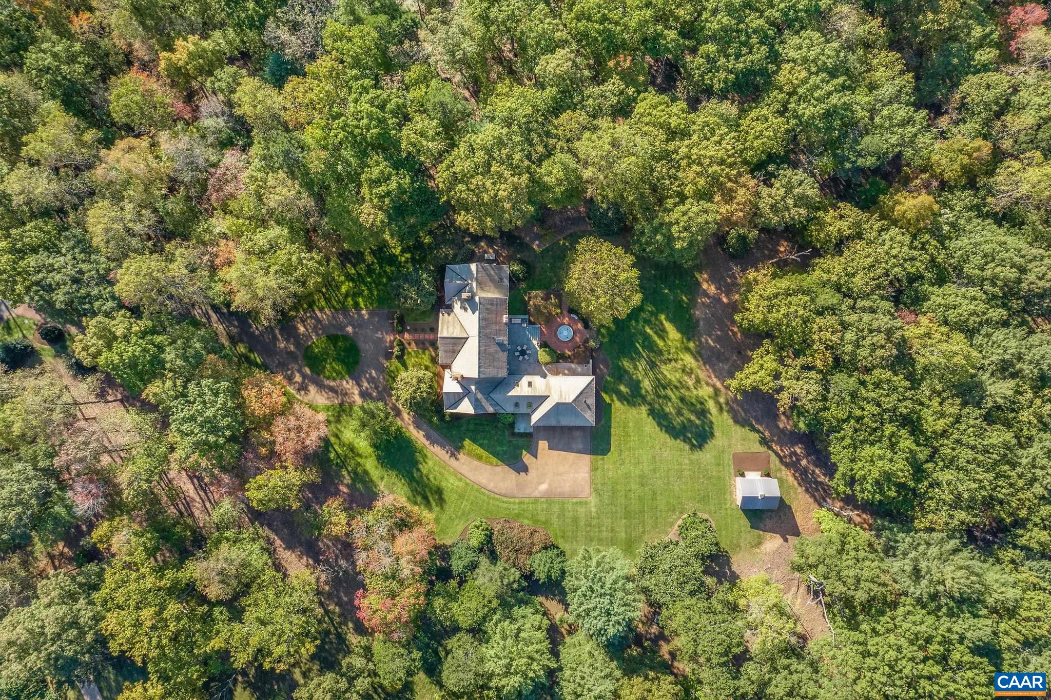 2725 HUNT COUNTRY LN