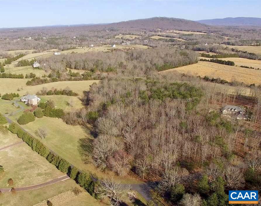 1 FRAYS RIDGE RD