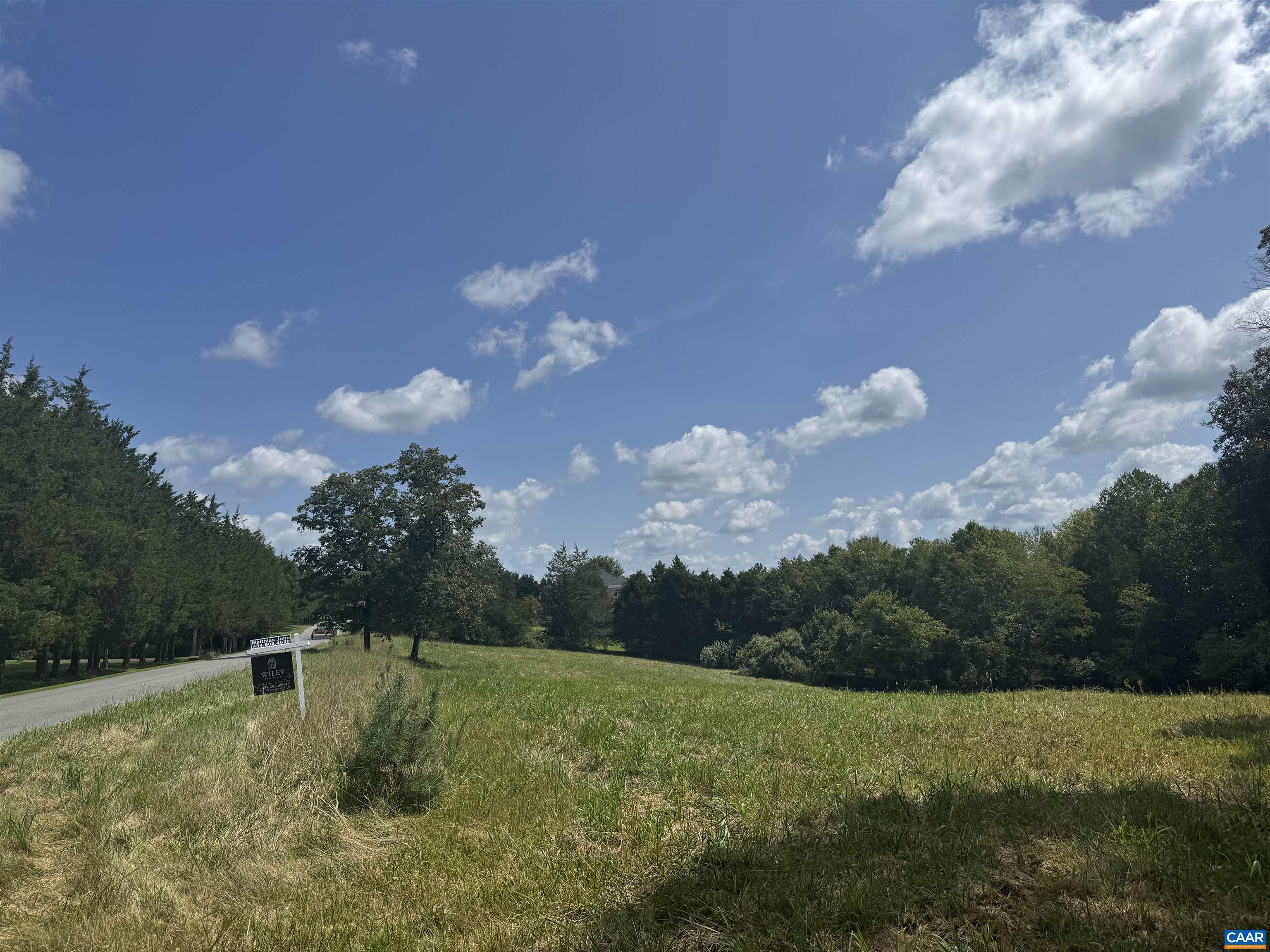 1 FRAYS RIDGE RD