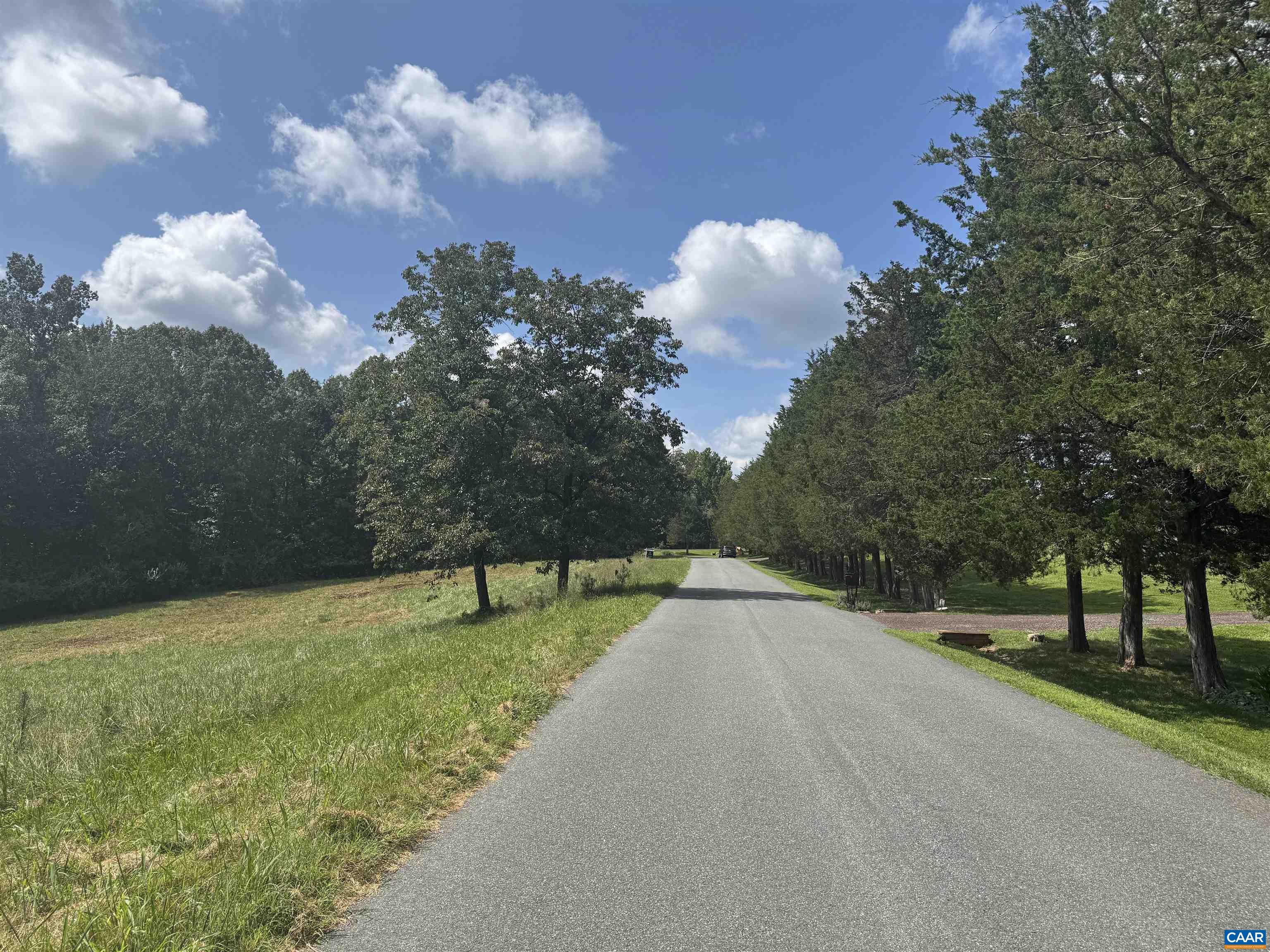 1 FRAYS RIDGE RD