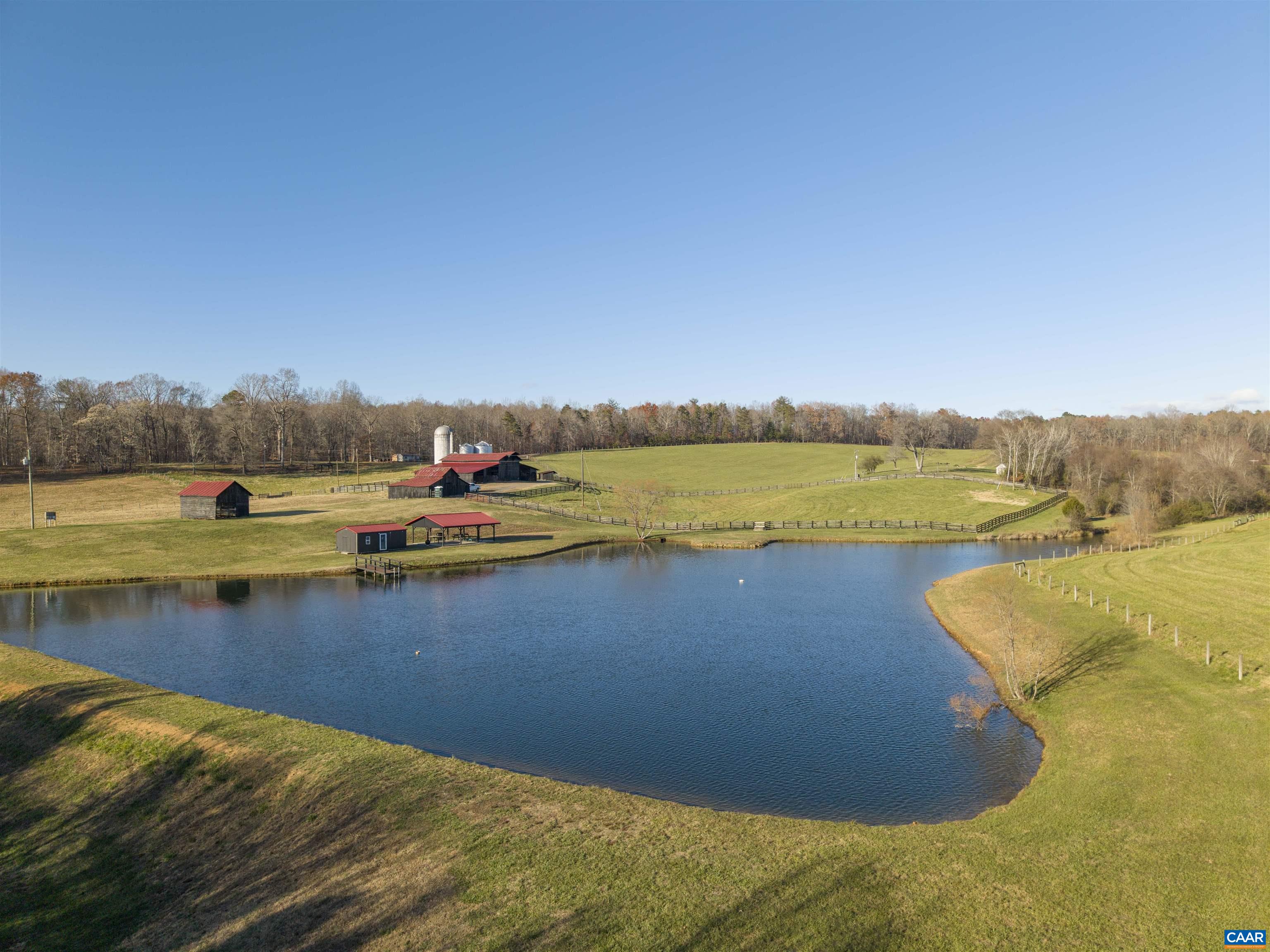 2427 S BLUE RIDGE TPK