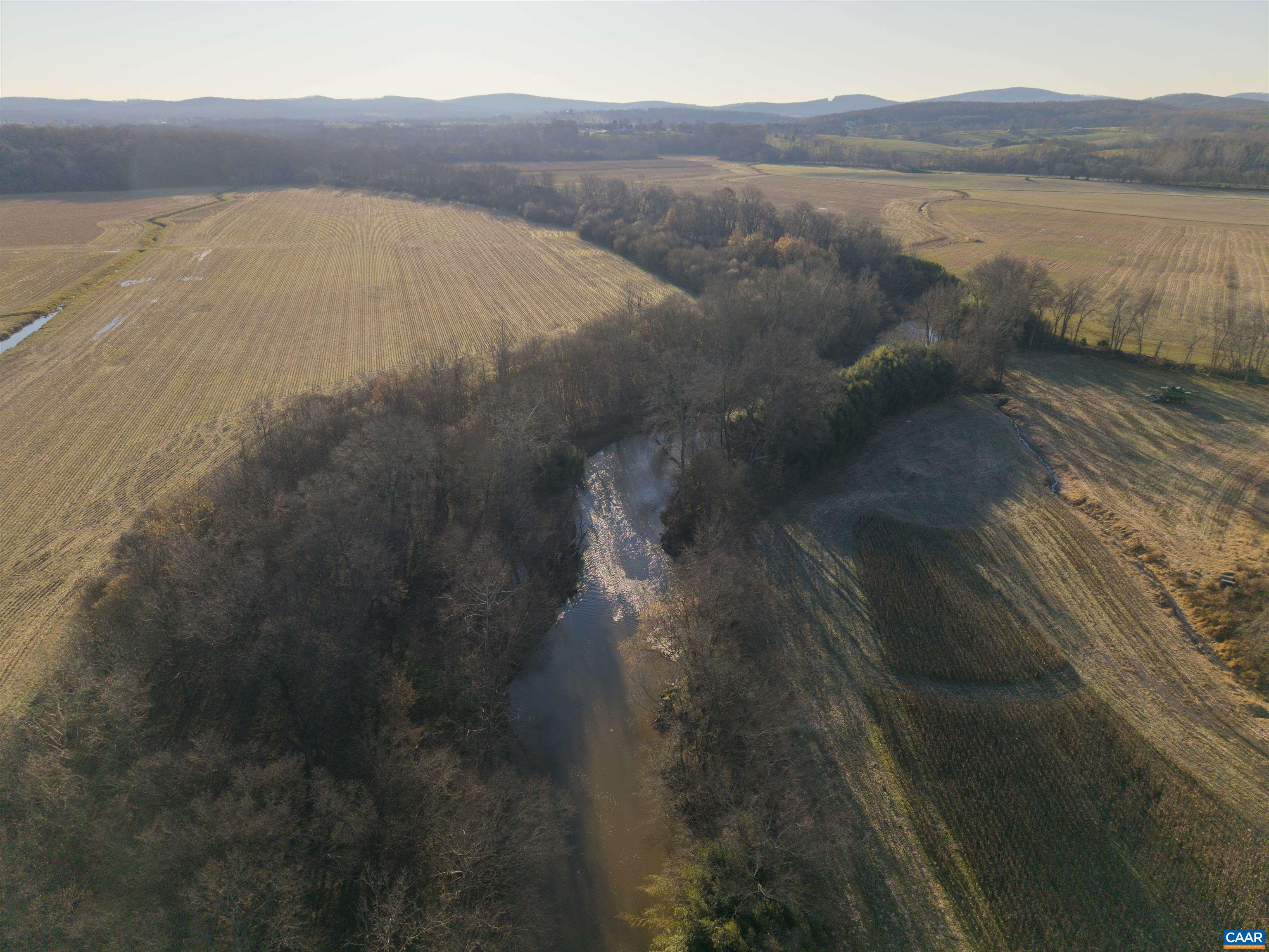 2427 S BLUE RIDGE TPK