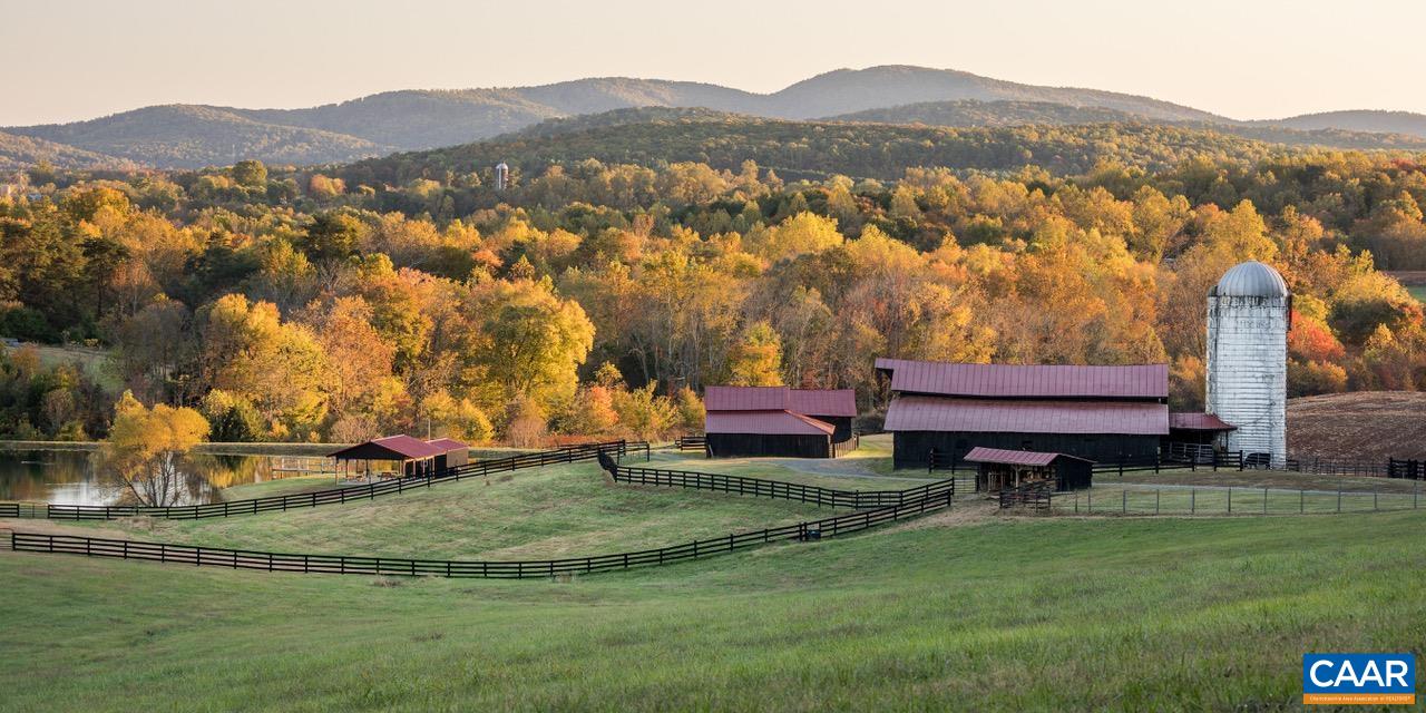 2427 S BLUE RIDGE TPK