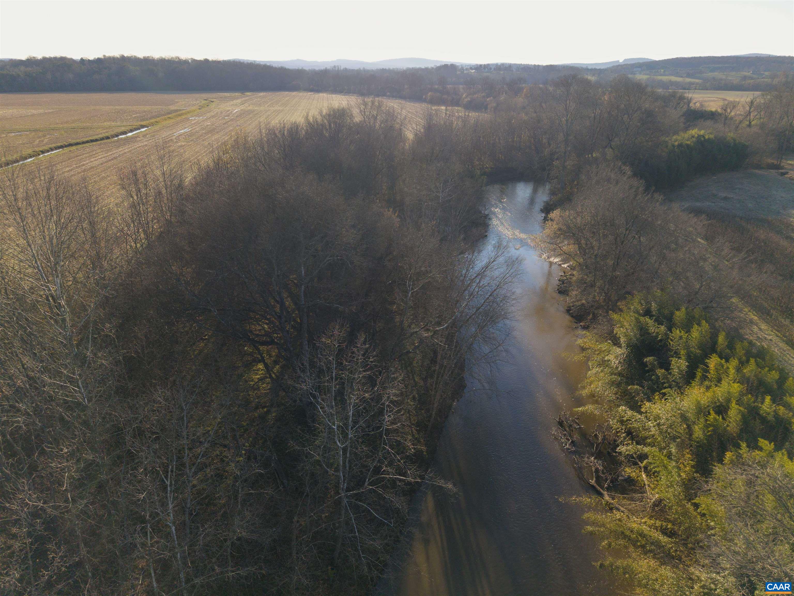 2427 S BLUE RIDGE TPK