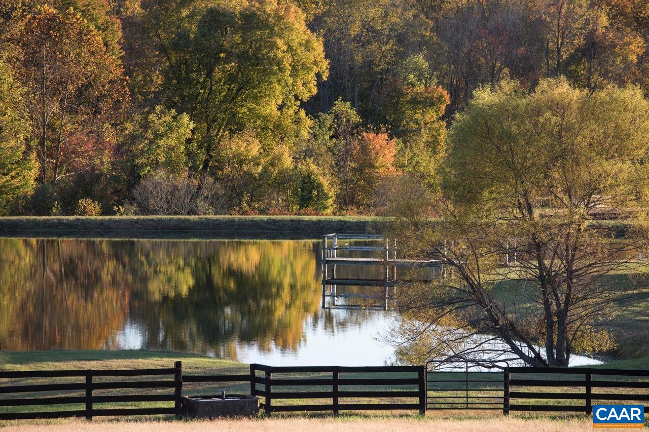 2427 S BLUE RIDGE TPK