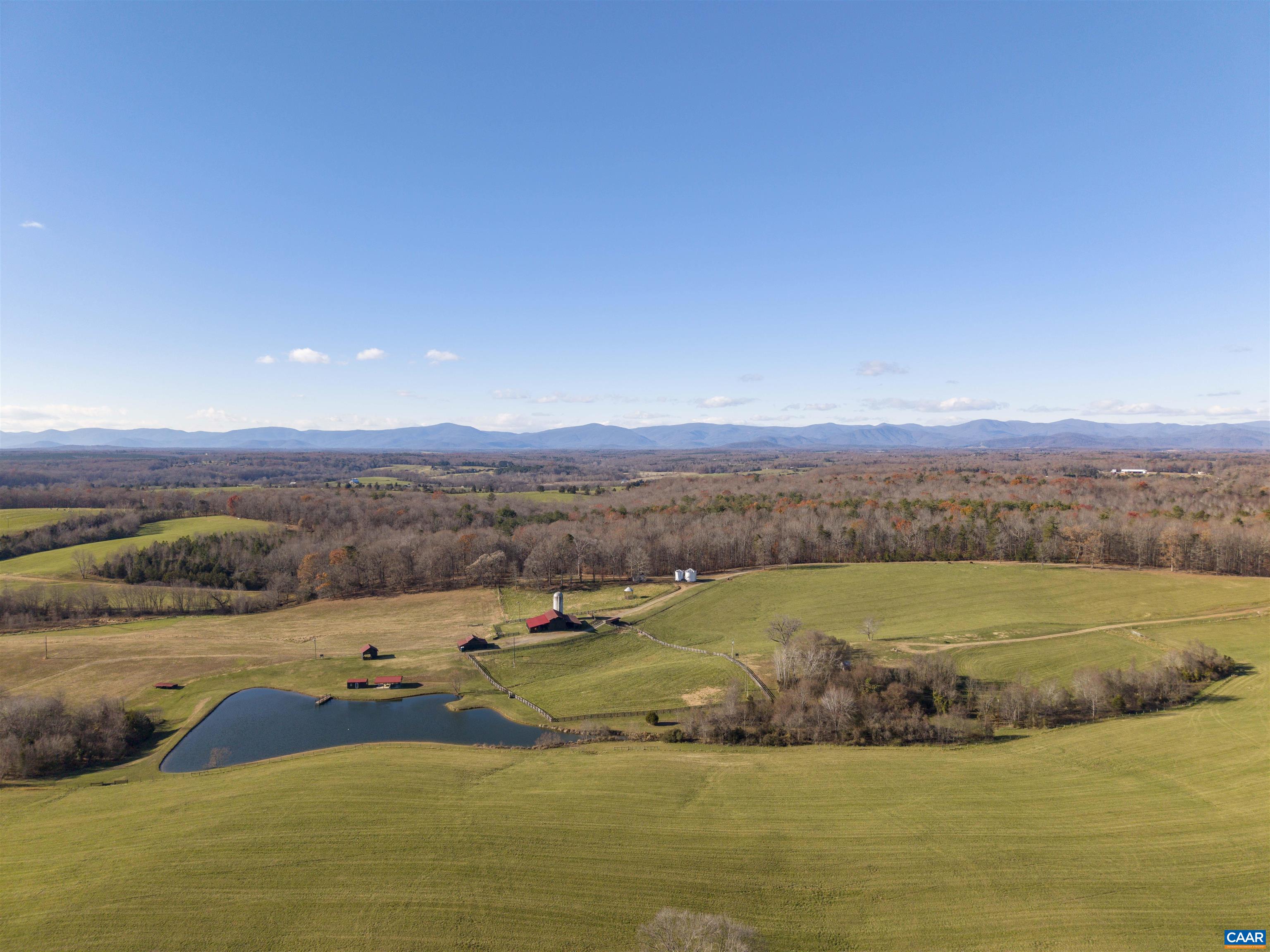 2427 S BLUE RIDGE TPK