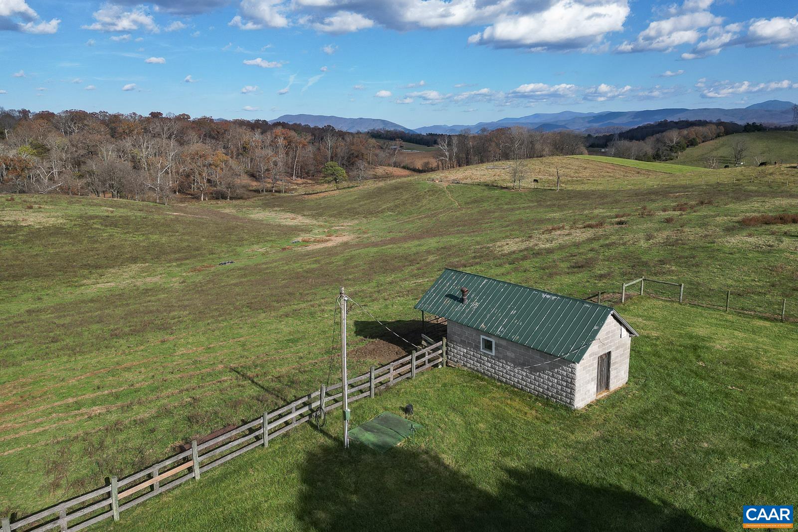 4496 BLUE RIDGE TPK