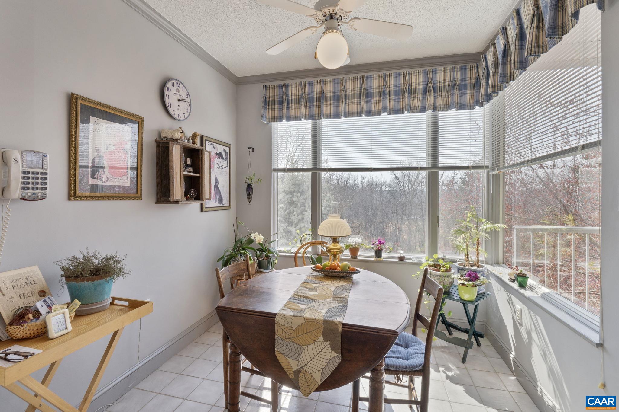 500 CRESTWOOD DR Unit: 2207