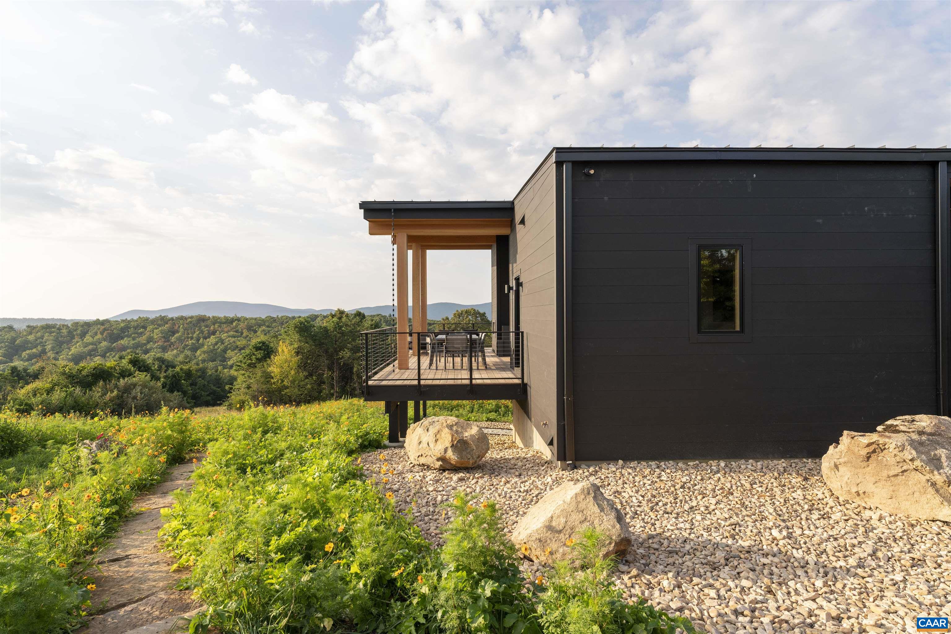 410 Twelve Ridges Way