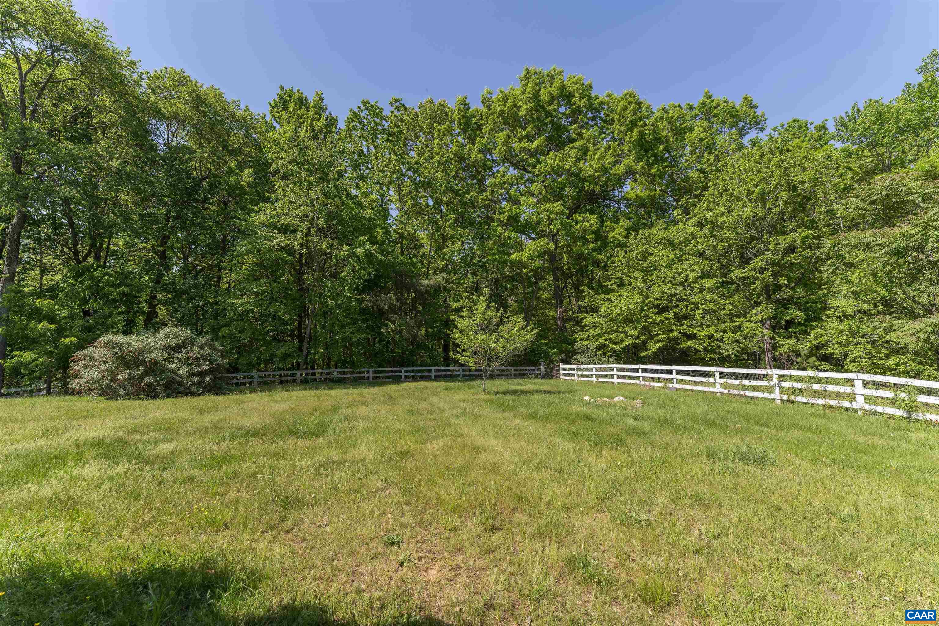 2186 DAVIS SHOP RD