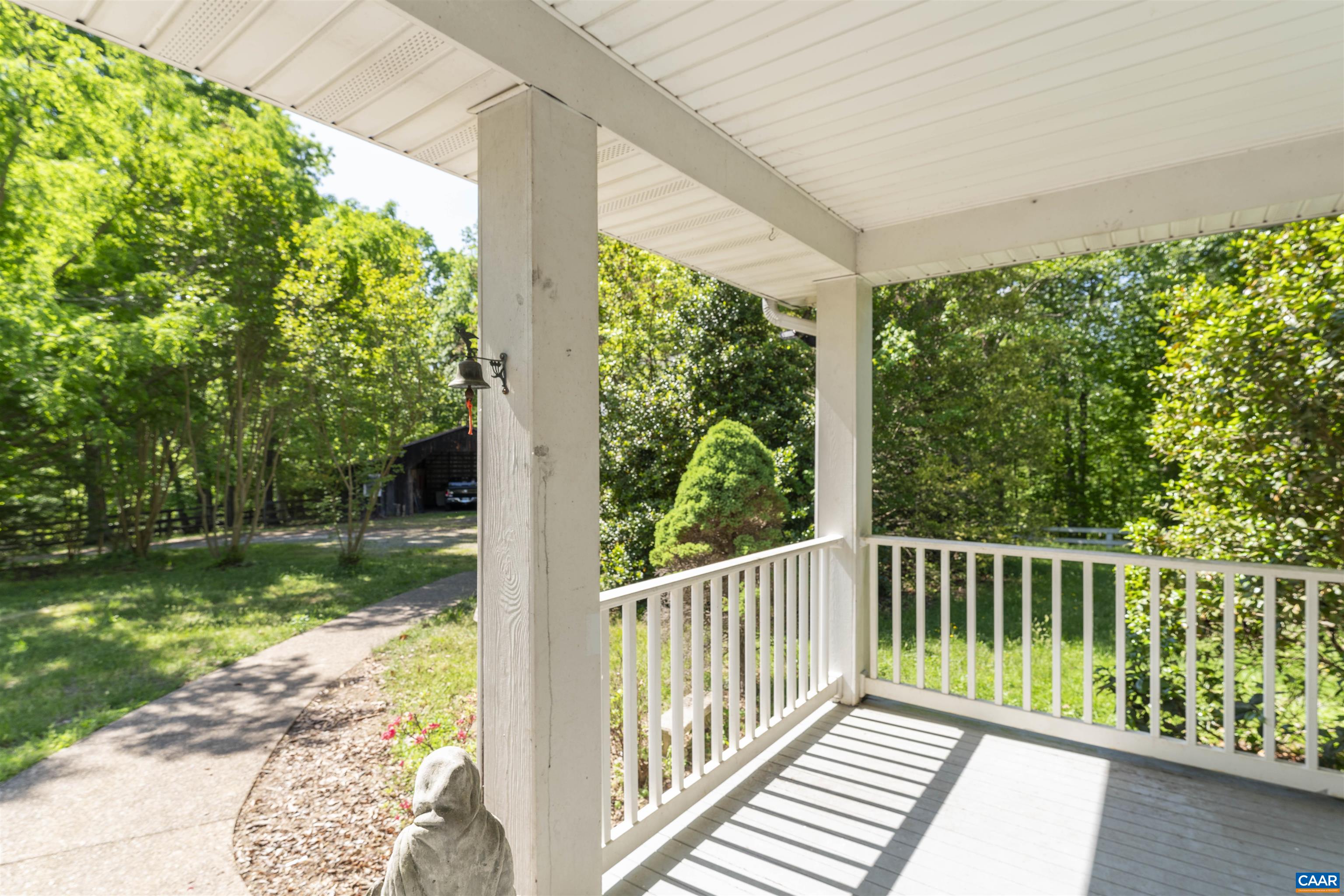 2186 DAVIS SHOP RD
