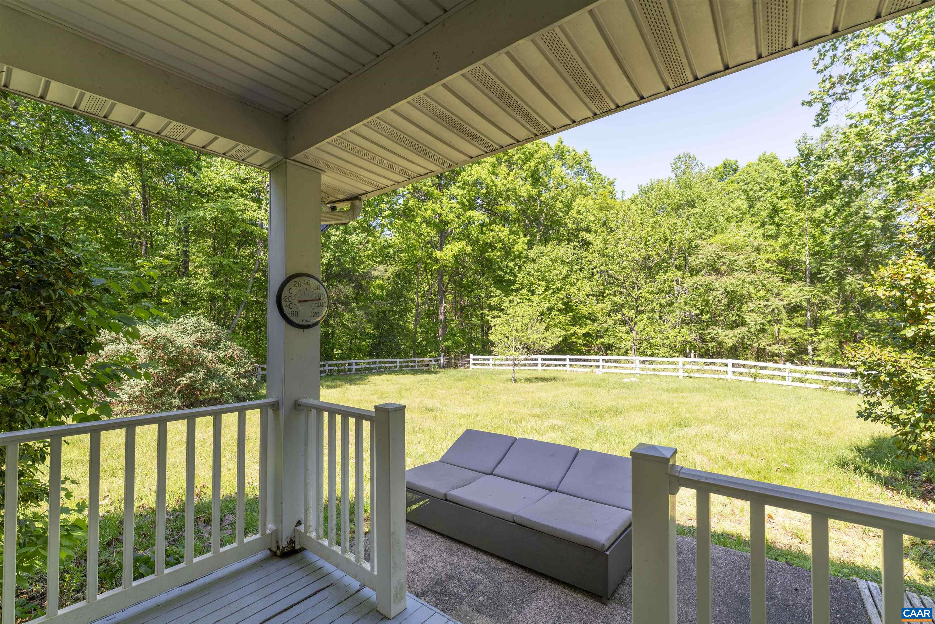 2186 DAVIS SHOP RD