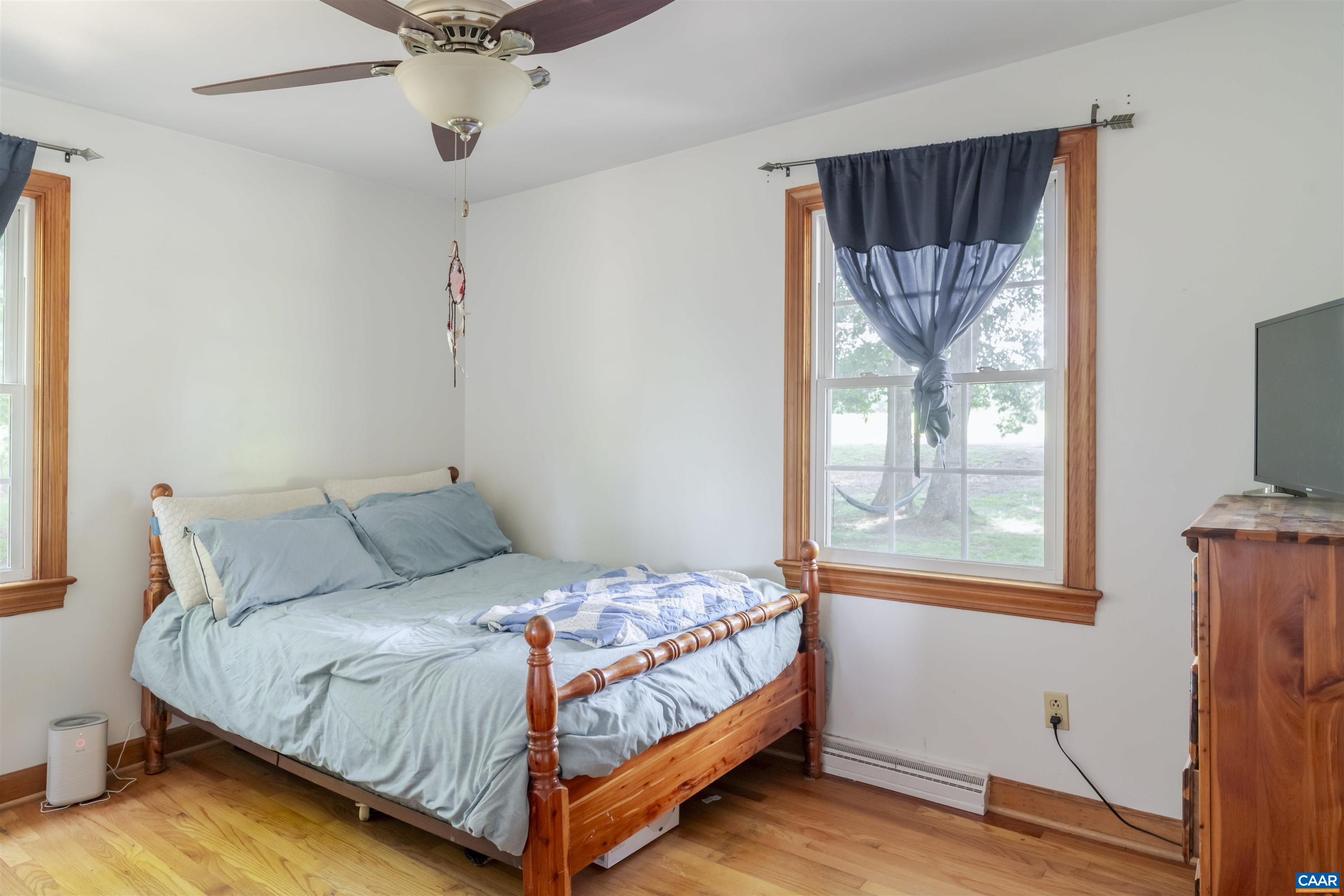 646 MILLER SCHOOL RD