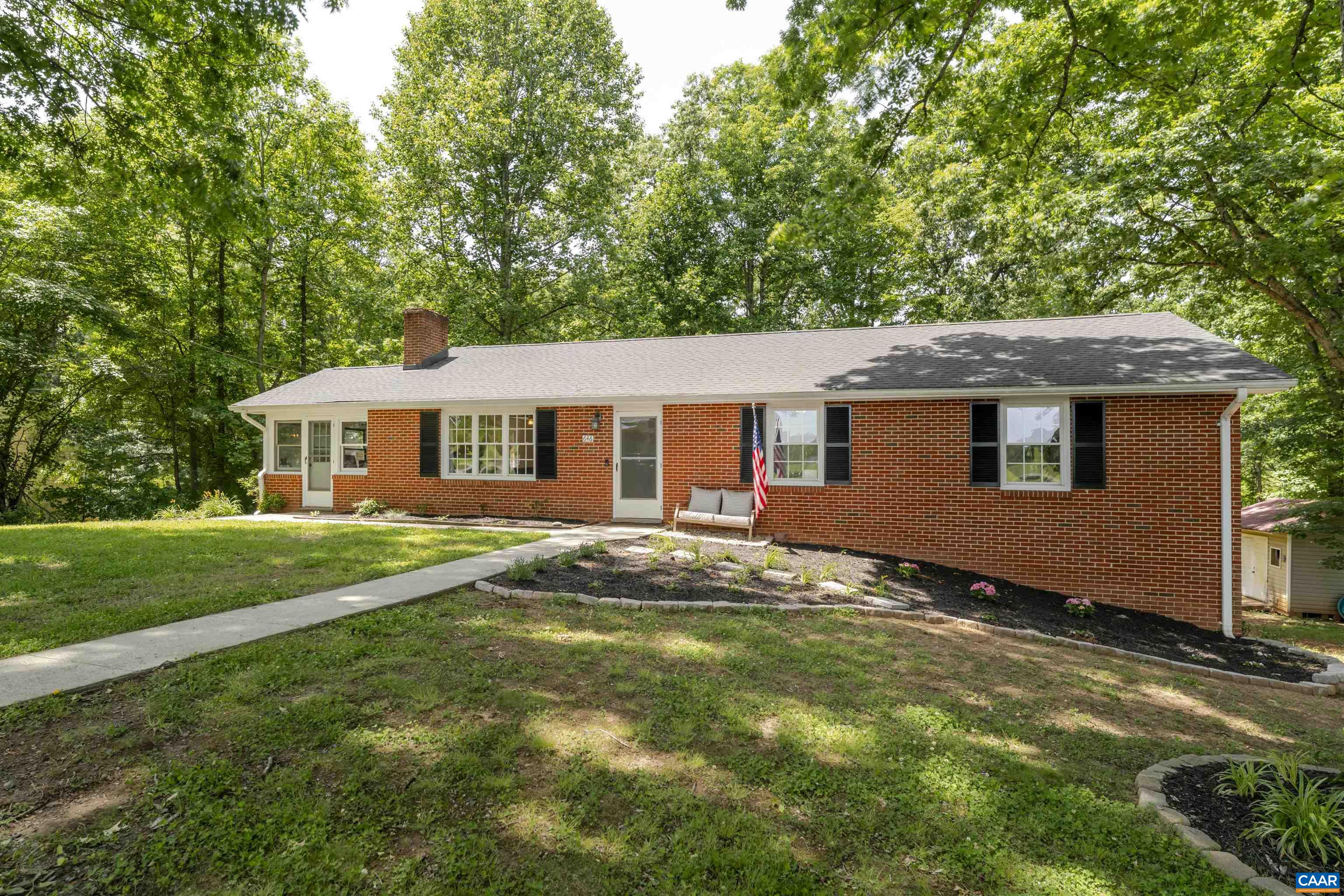 646 MILLER SCHOOL RD