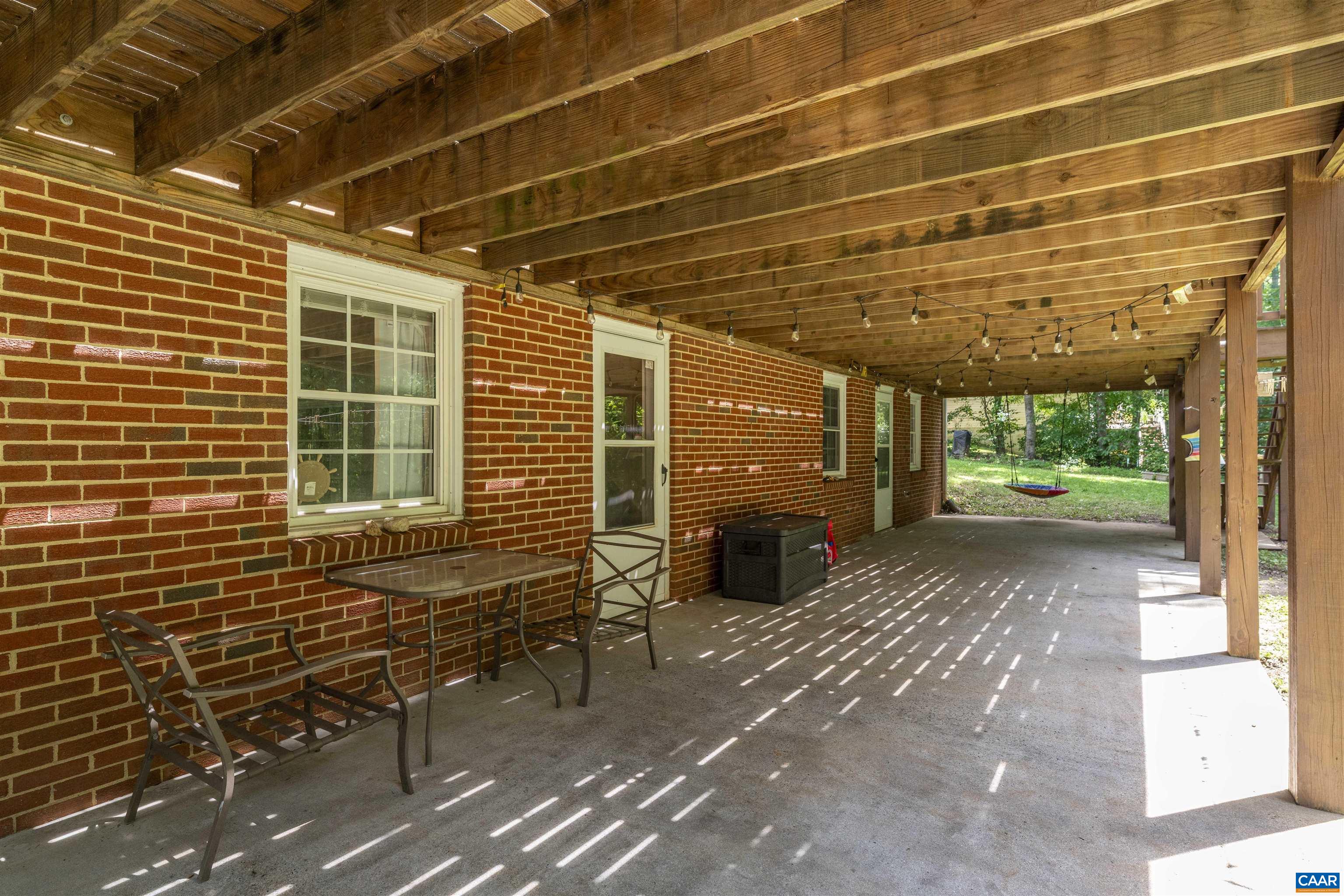 646 MILLER SCHOOL RD