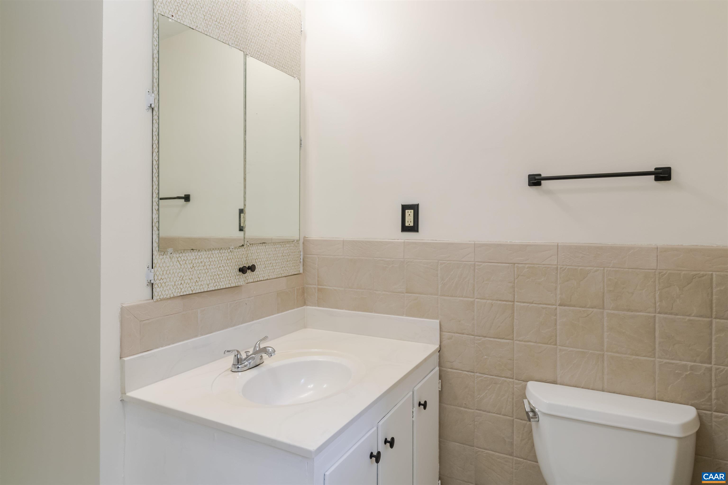 646 MILLER SCHOOL RD