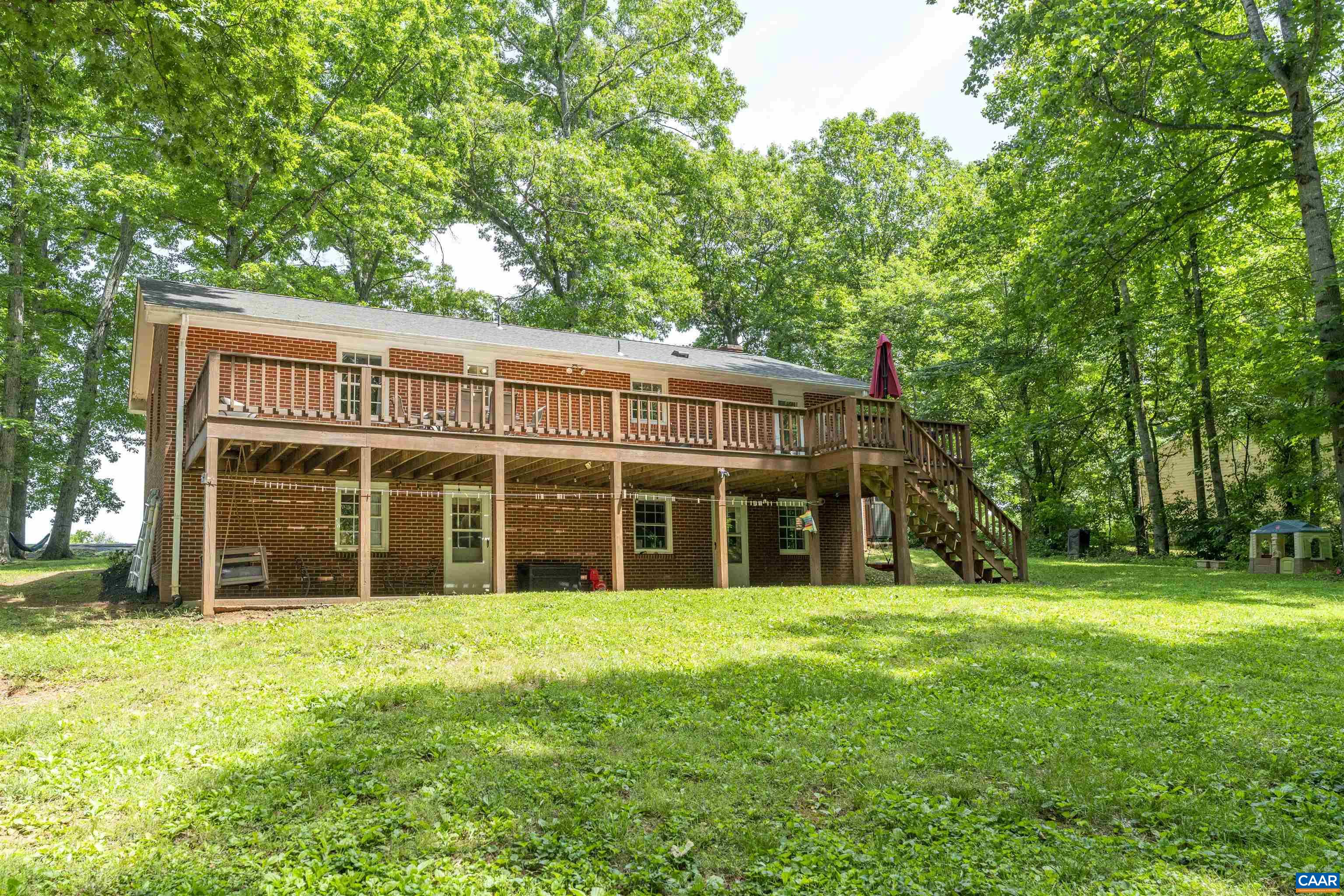 646 MILLER SCHOOL RD