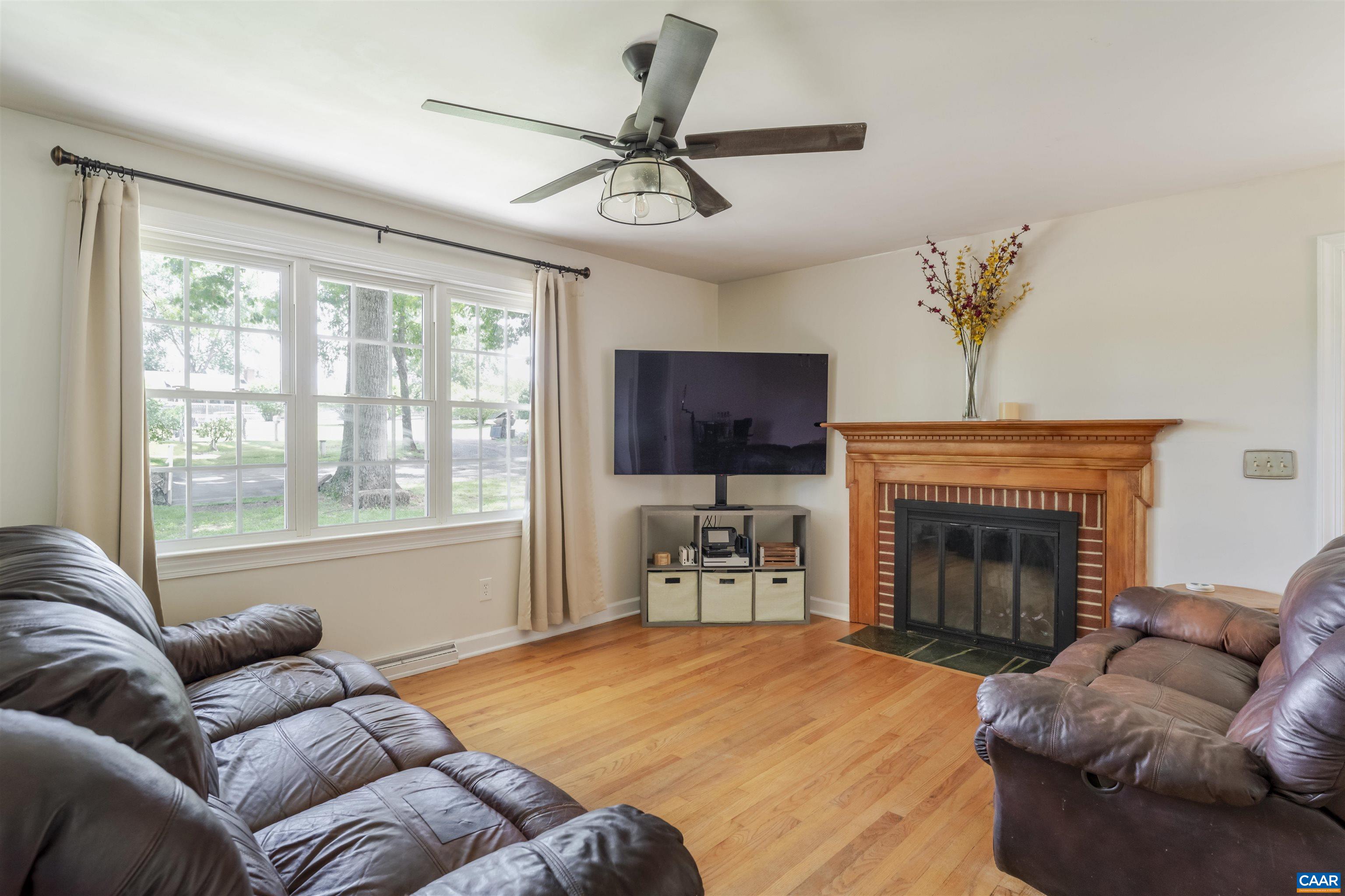 646 MILLER SCHOOL RD