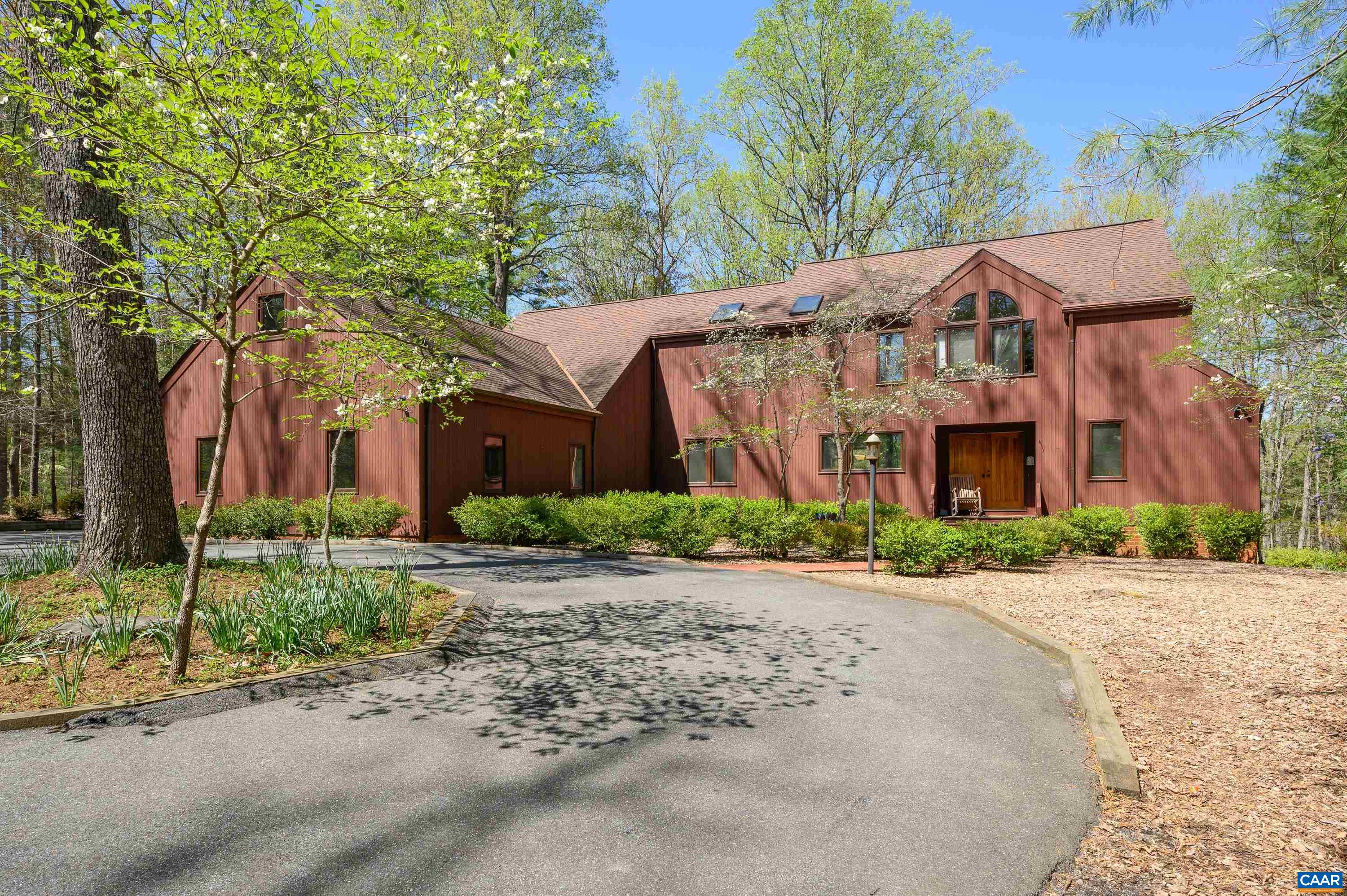 3160 WAVERLY DR