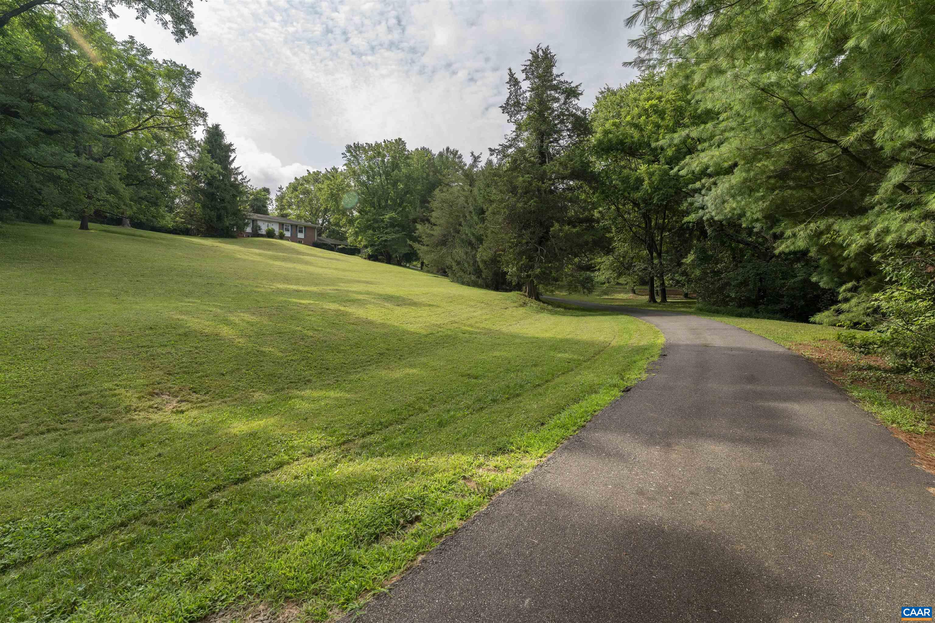 1813 STONY POINT RD