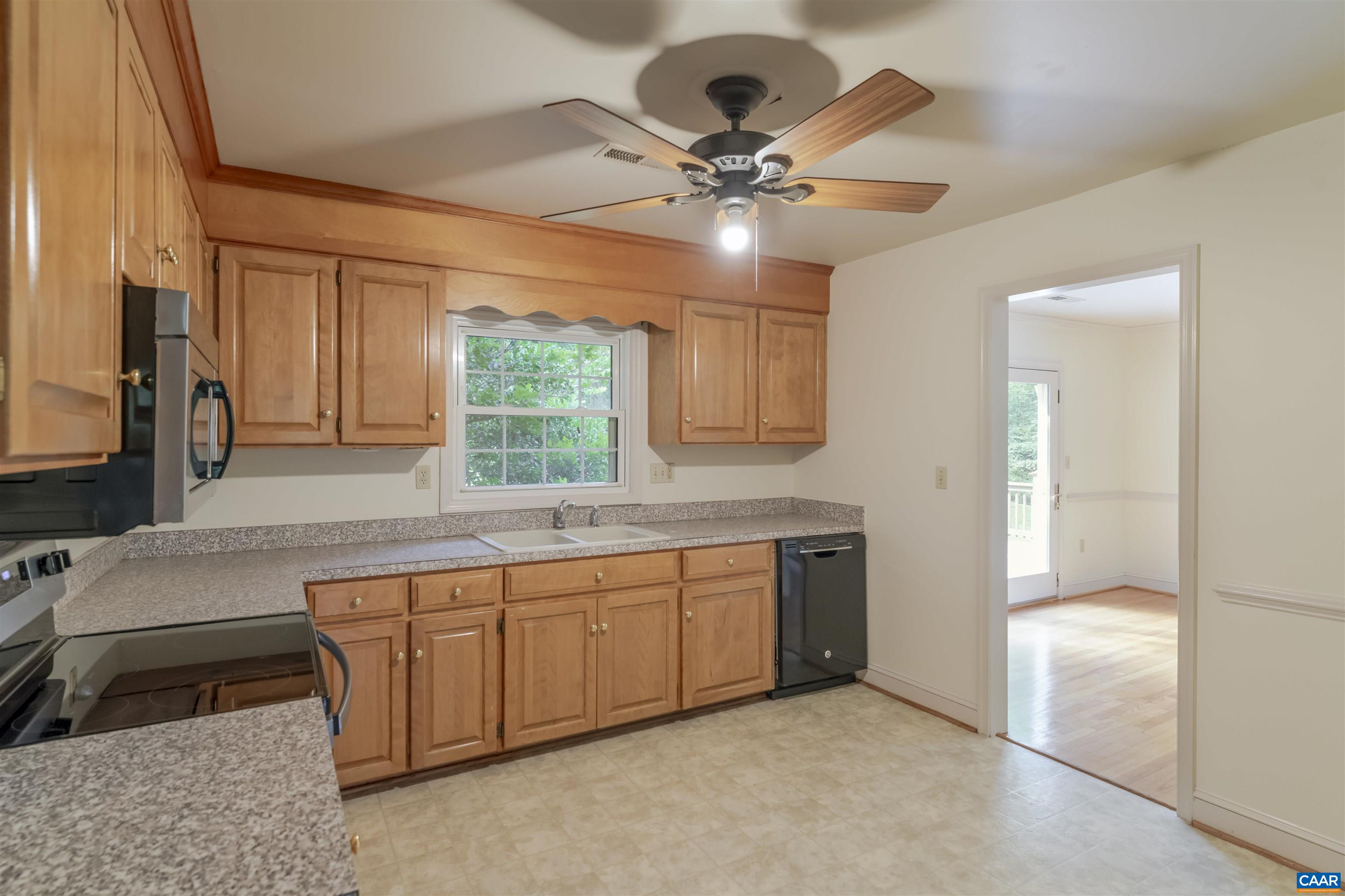 1813 STONY POINT RD