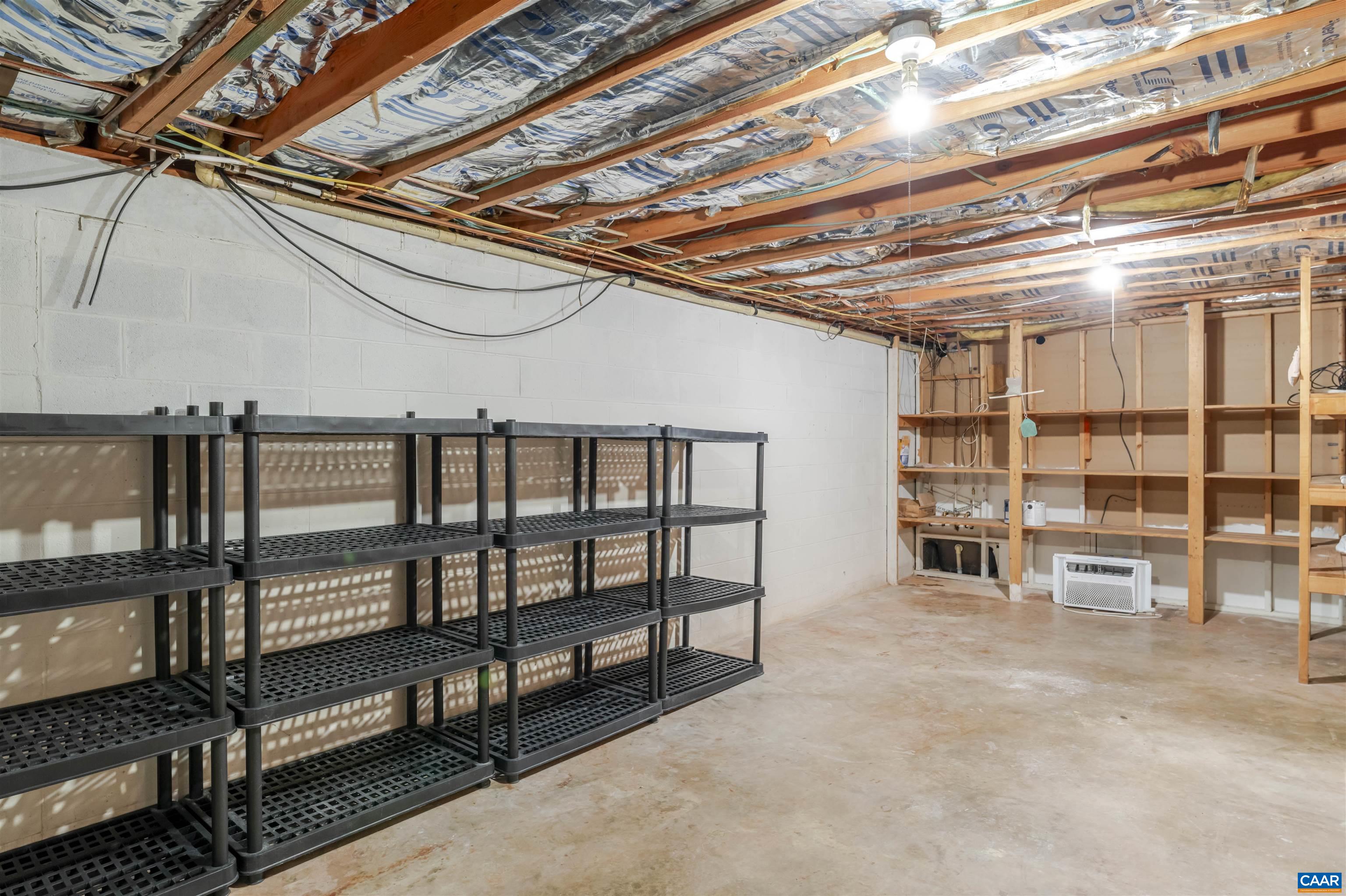 1813 STONY POINT RD