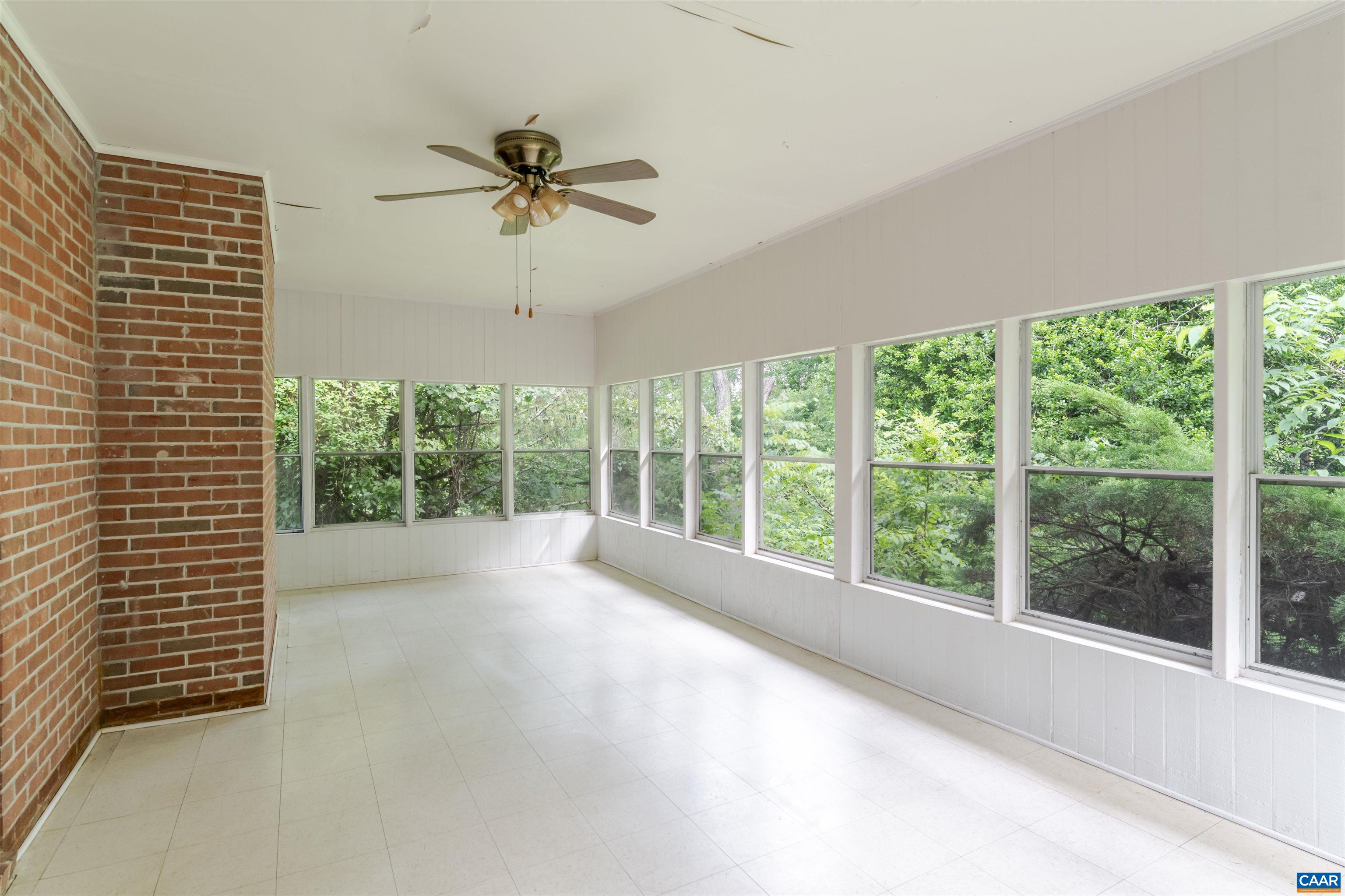 1813 STONY POINT RD
