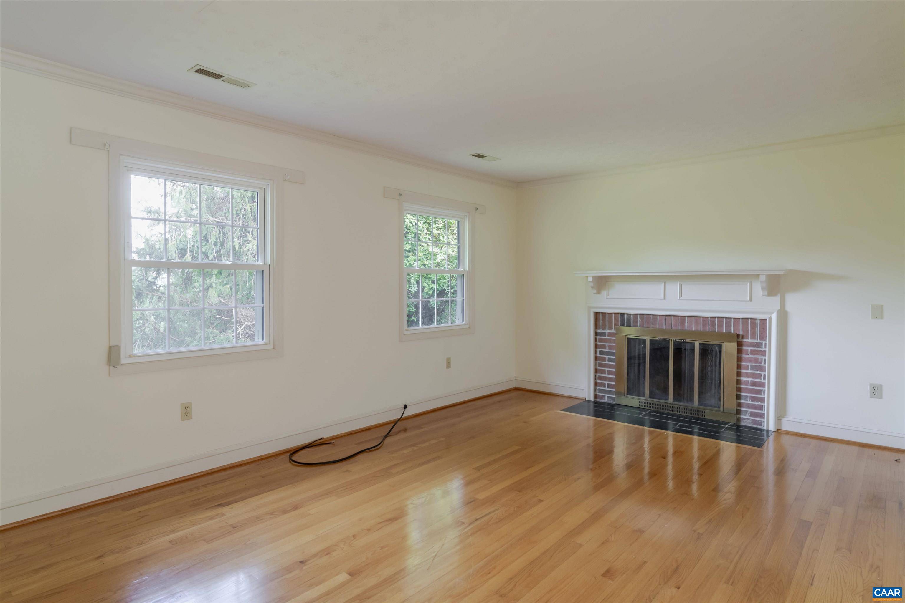 1813 STONY POINT RD
