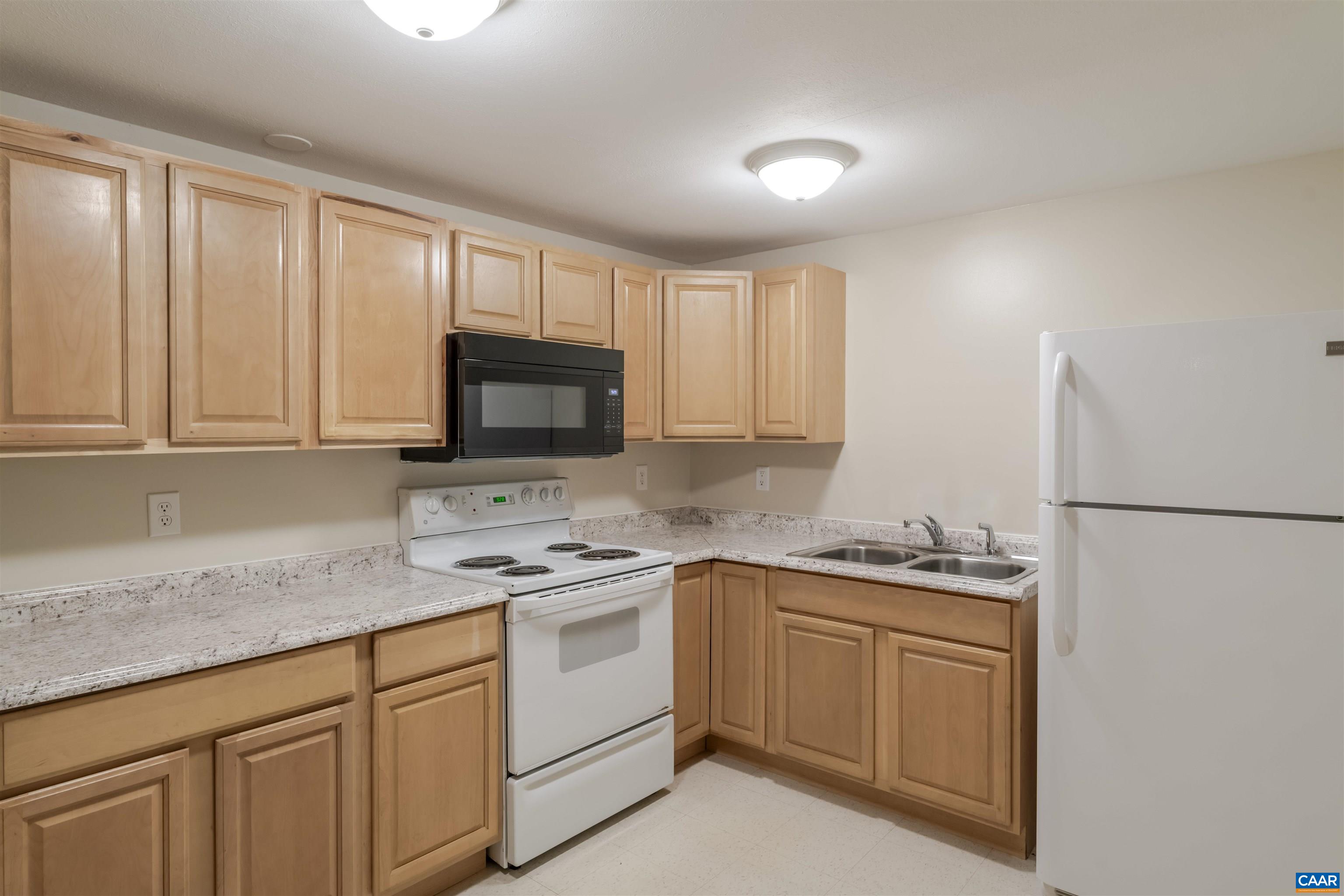 1813 STONY POINT RD