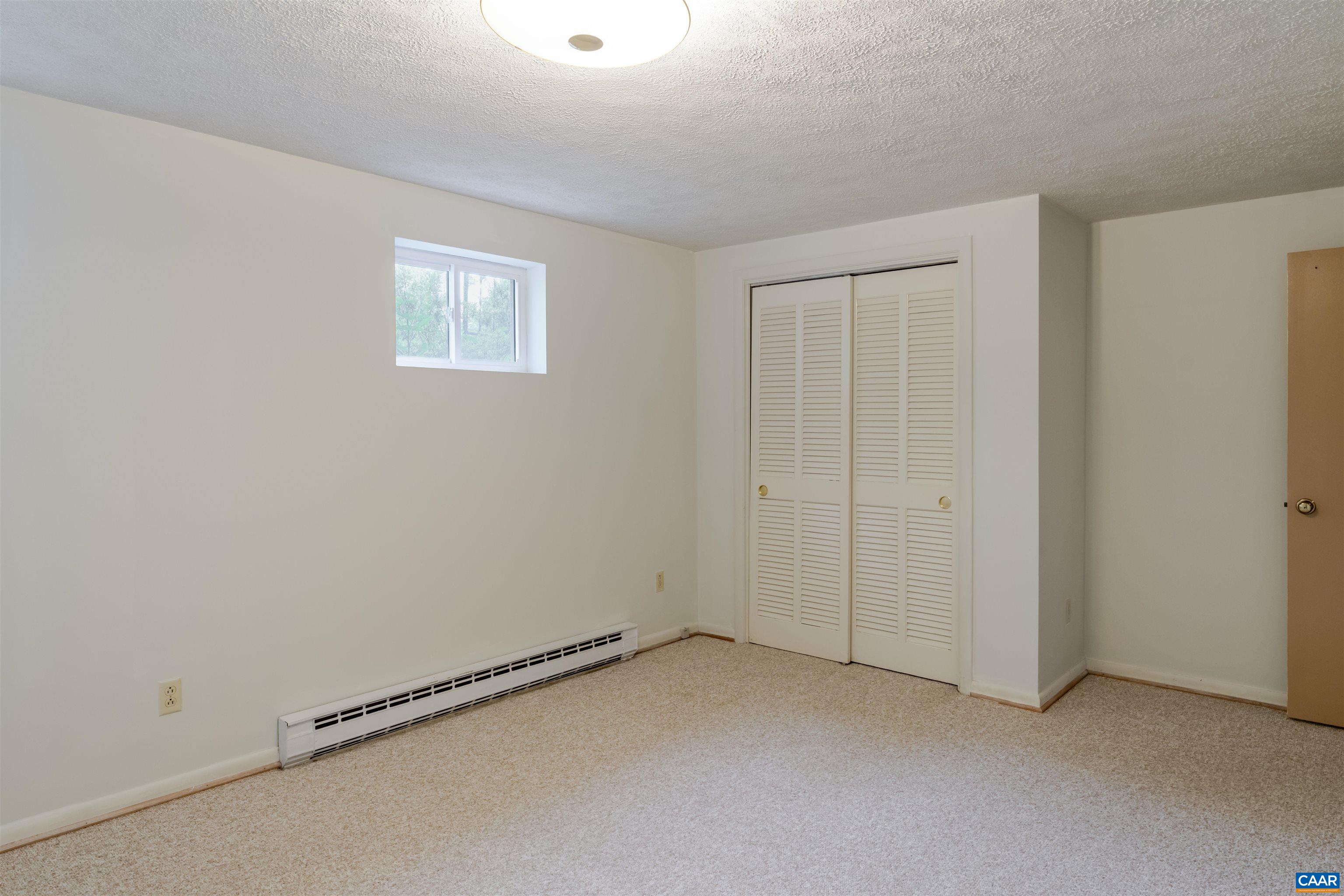 1813 STONY POINT RD