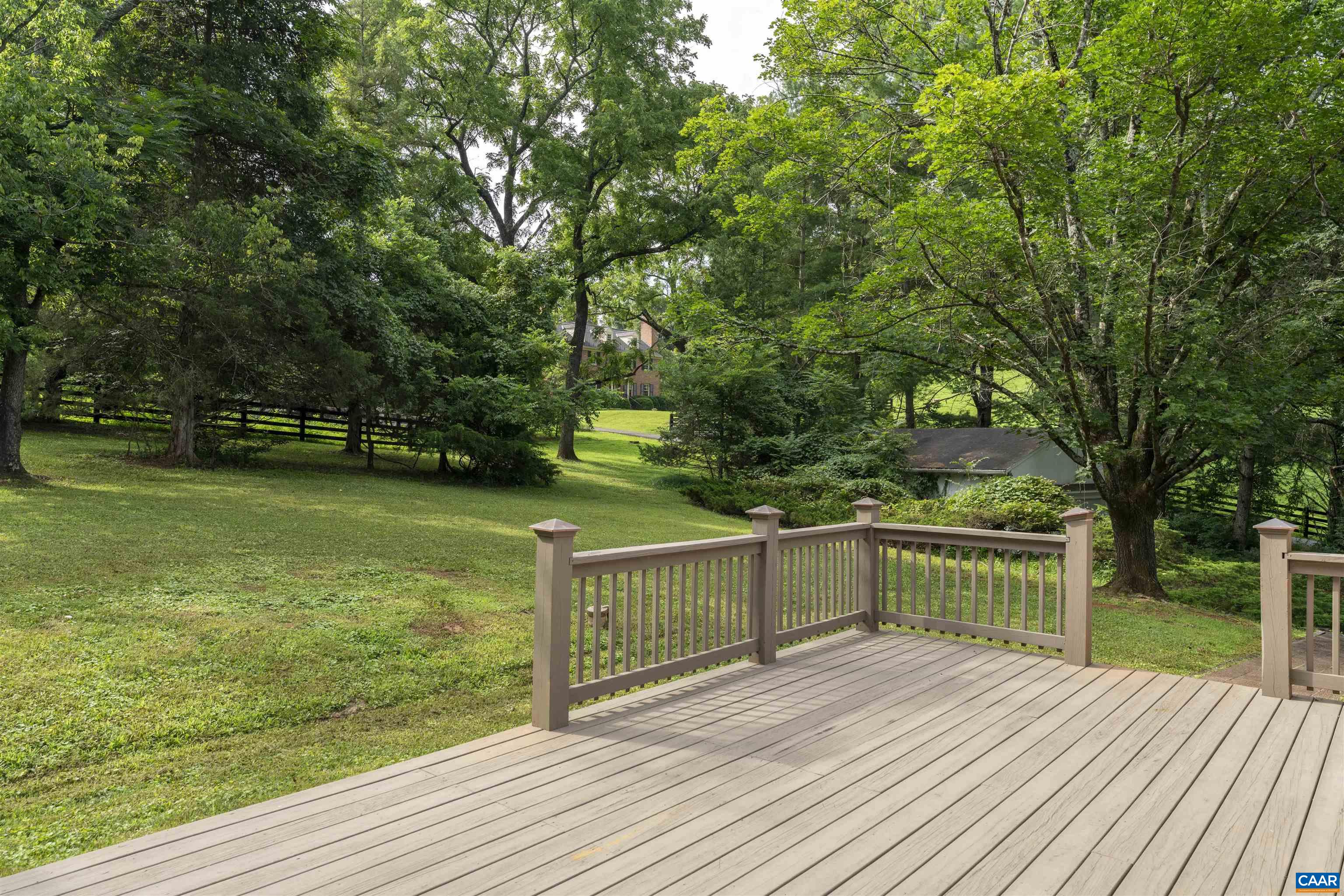 1813 STONY POINT RD