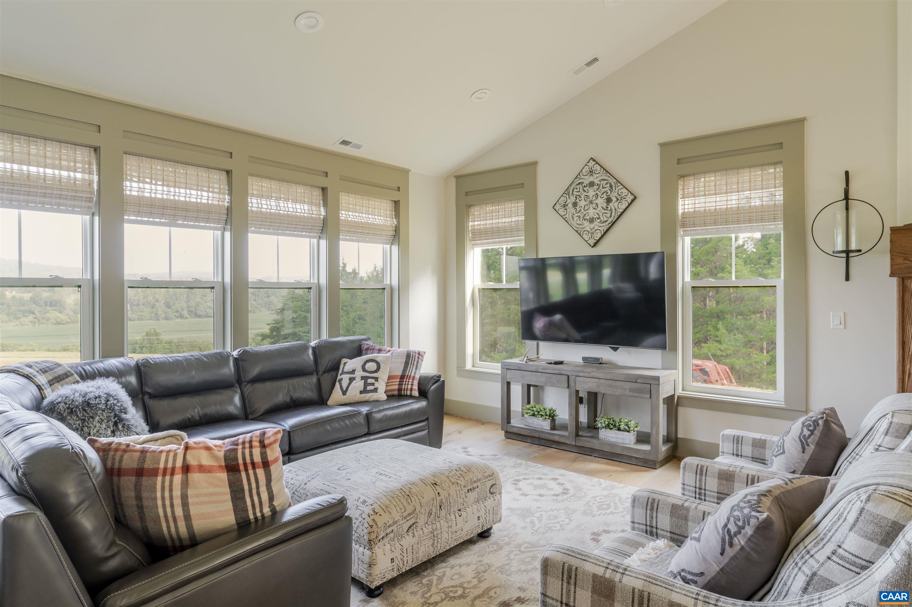 14372 MADISON RUN RD