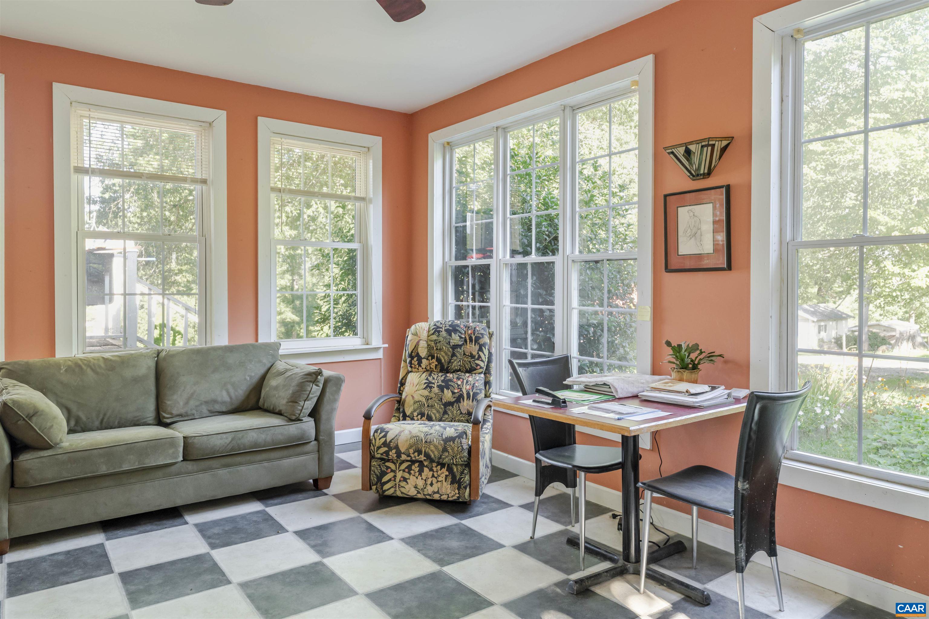 1342 JAMES MADISON HWY