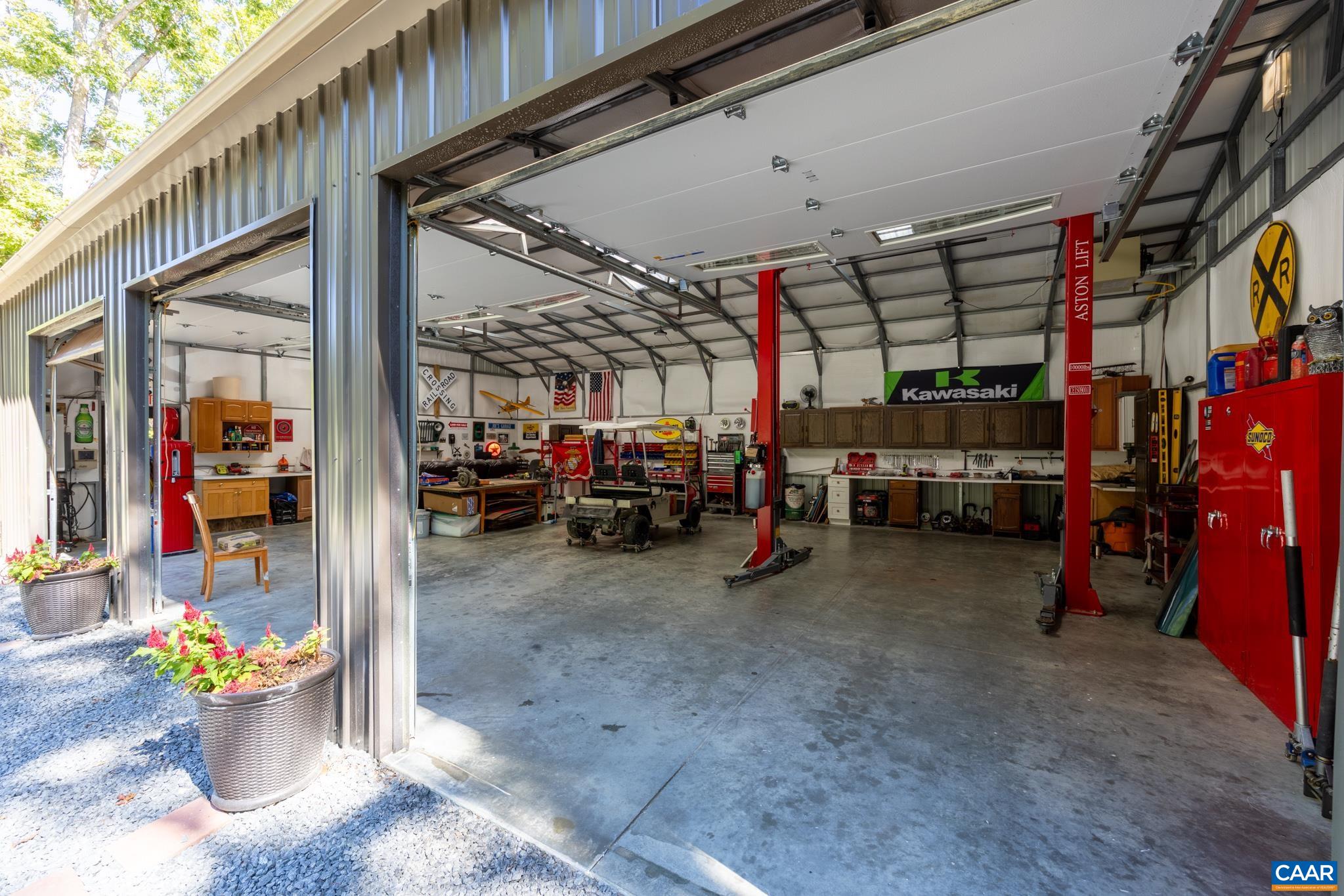78 VANDELL RD