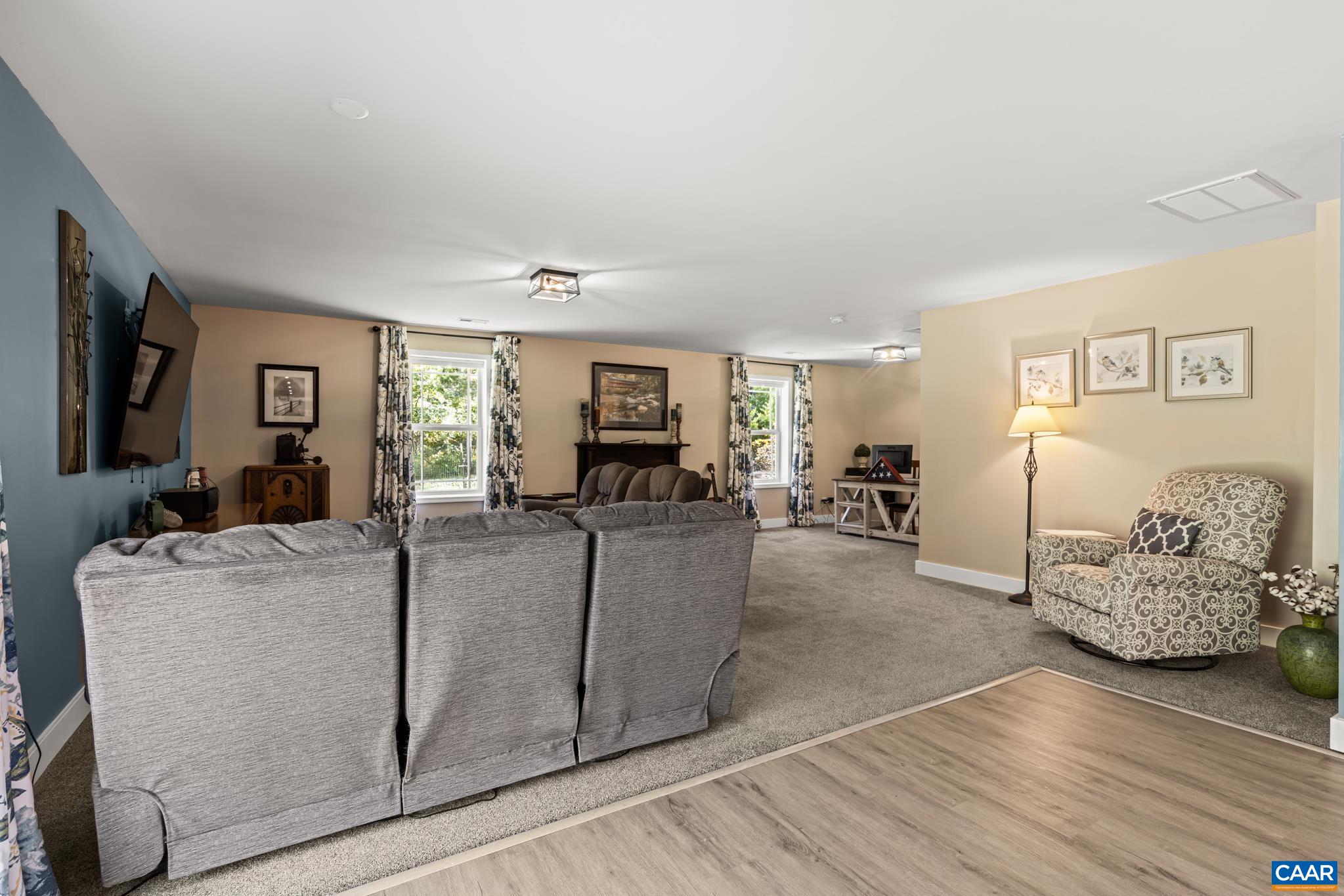 78 VANDELL RD