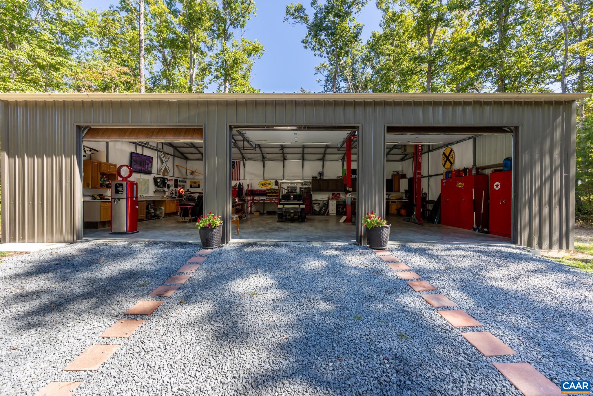 78 VANDELL RD