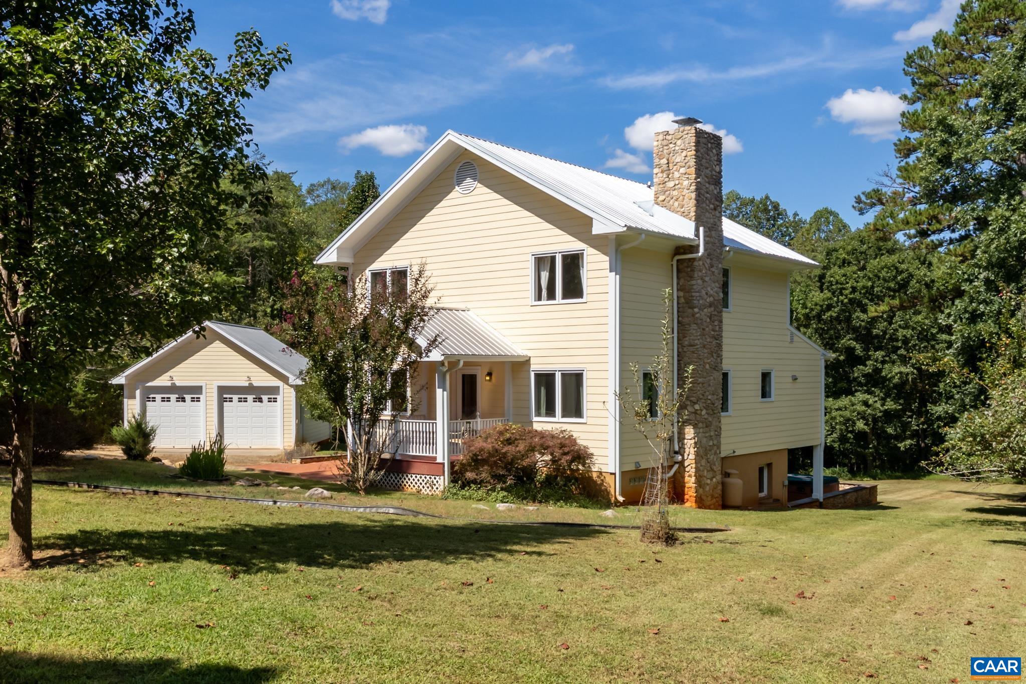 150 LYNX FARM LN