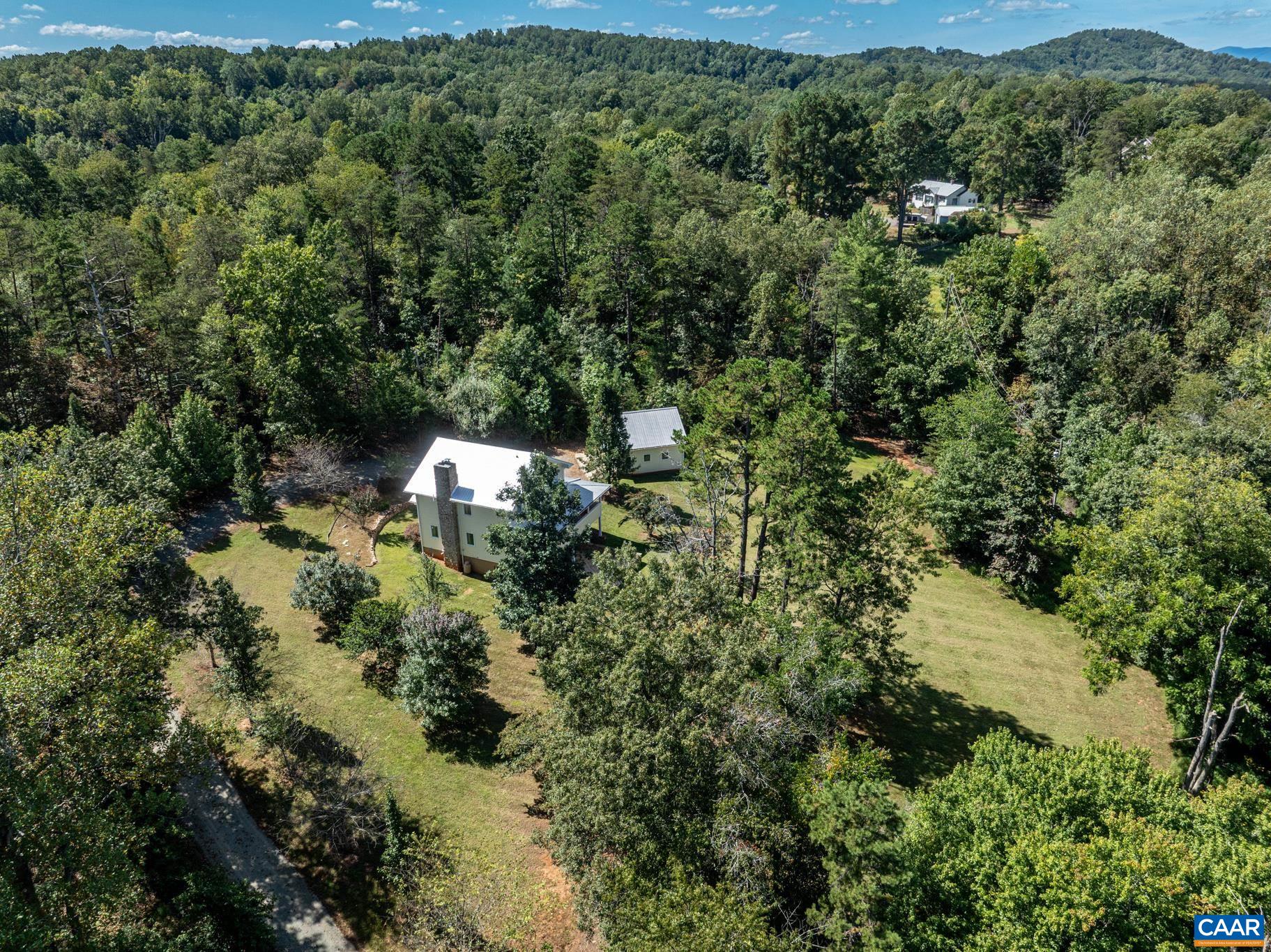 150 LYNX FARM LN