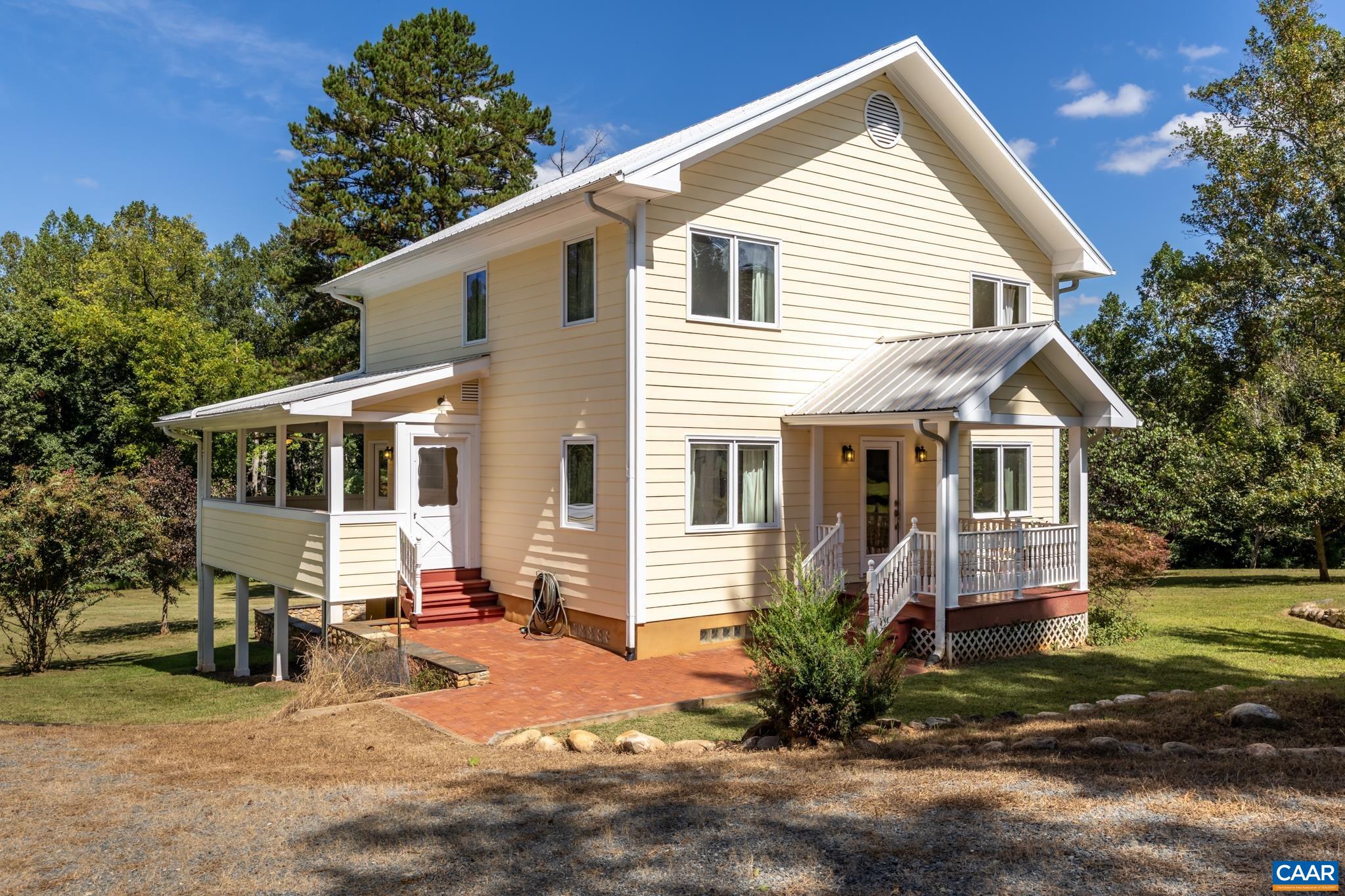 150 LYNX FARM LN