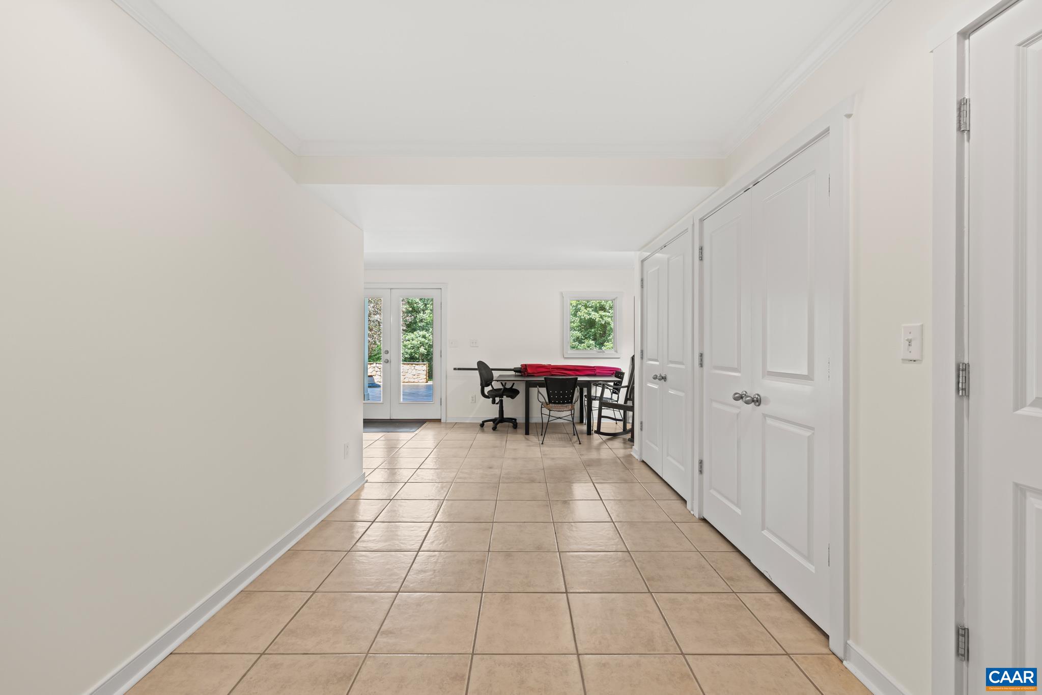 150 LYNX FARM LN