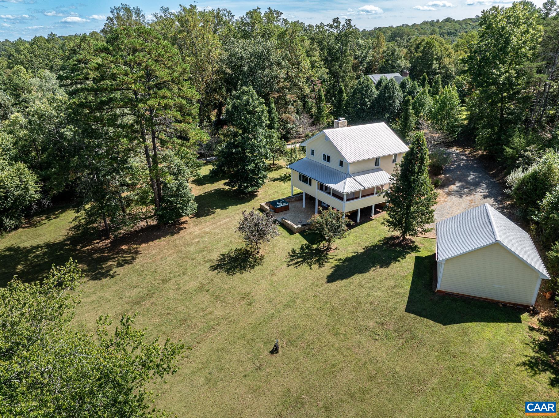 150 LYNX FARM LN