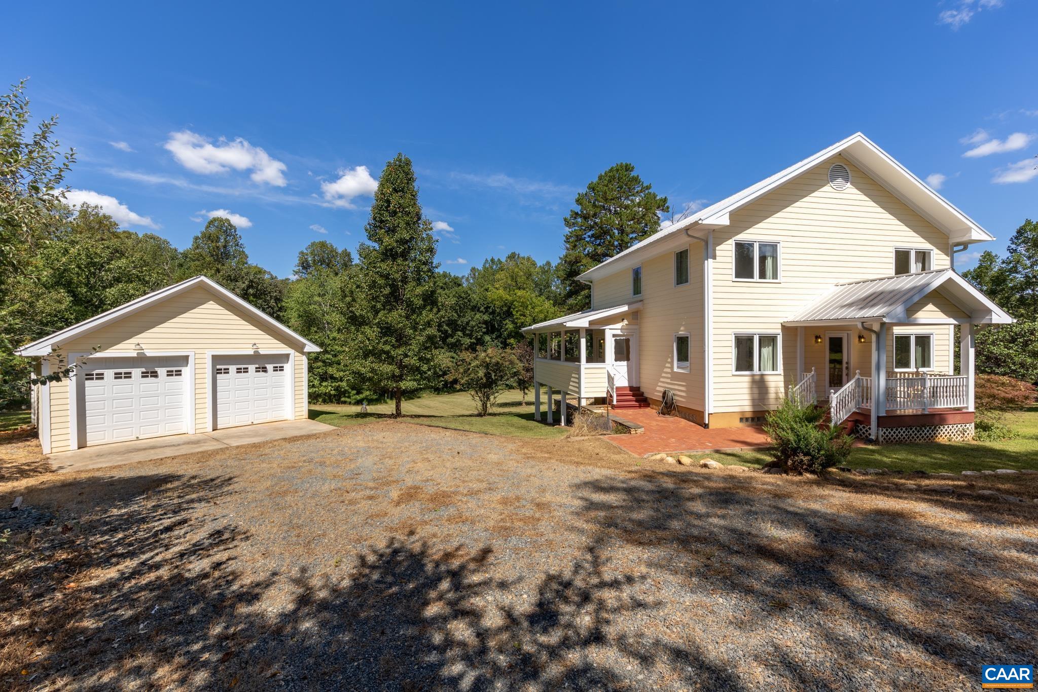 150 LYNX FARM LN