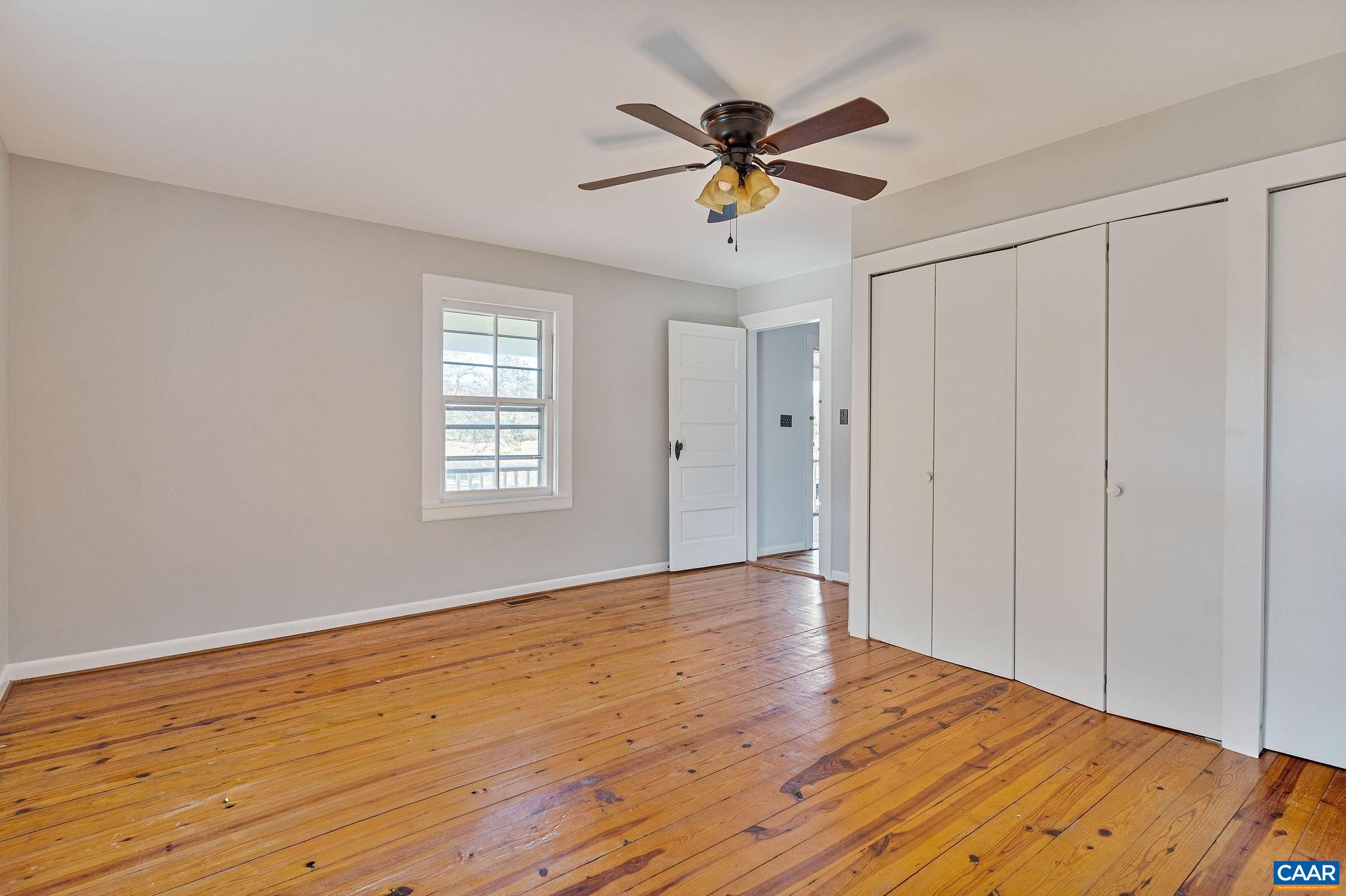 869 BUCK MOUNTAIN RD