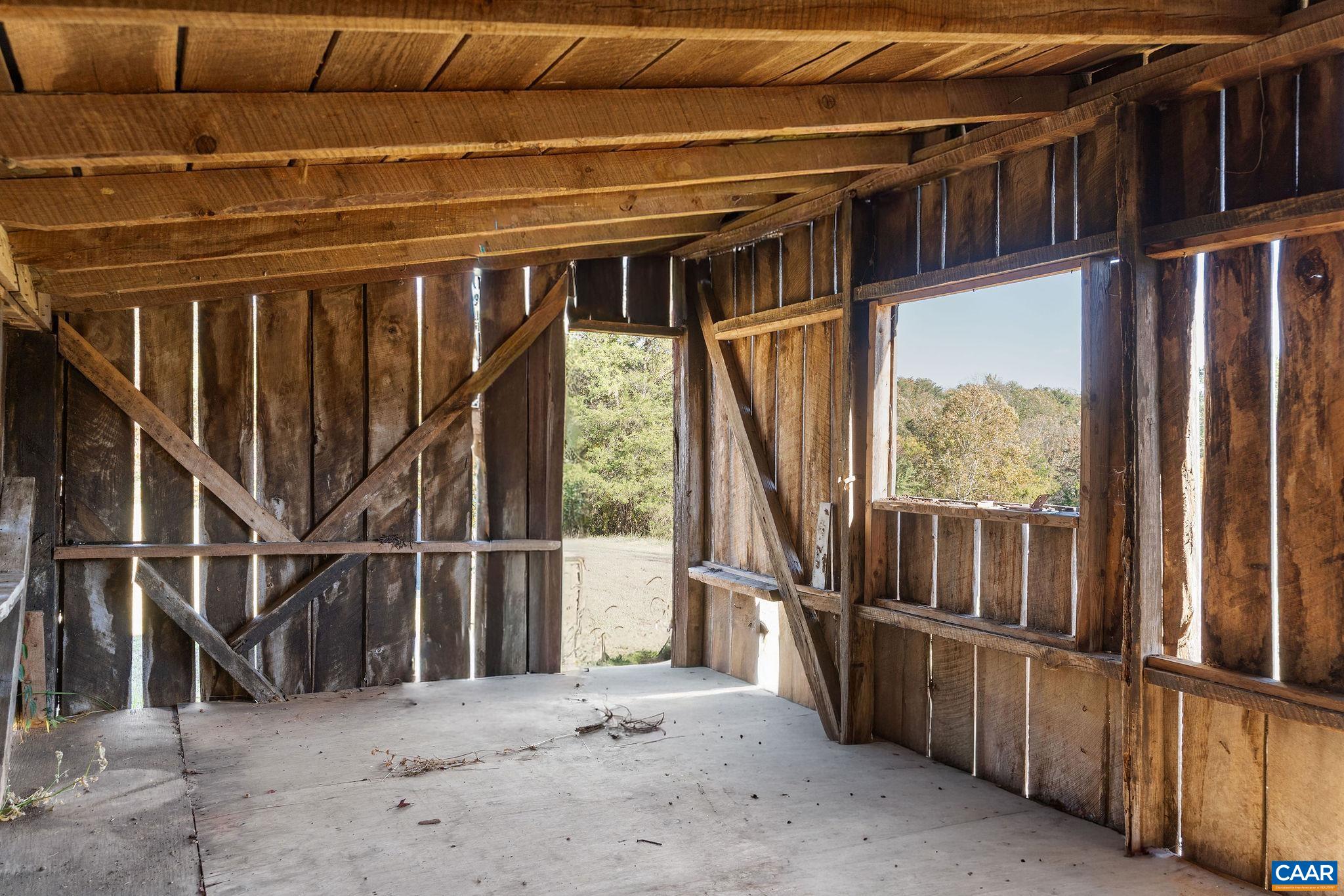 869 BUCK MOUNTAIN RD