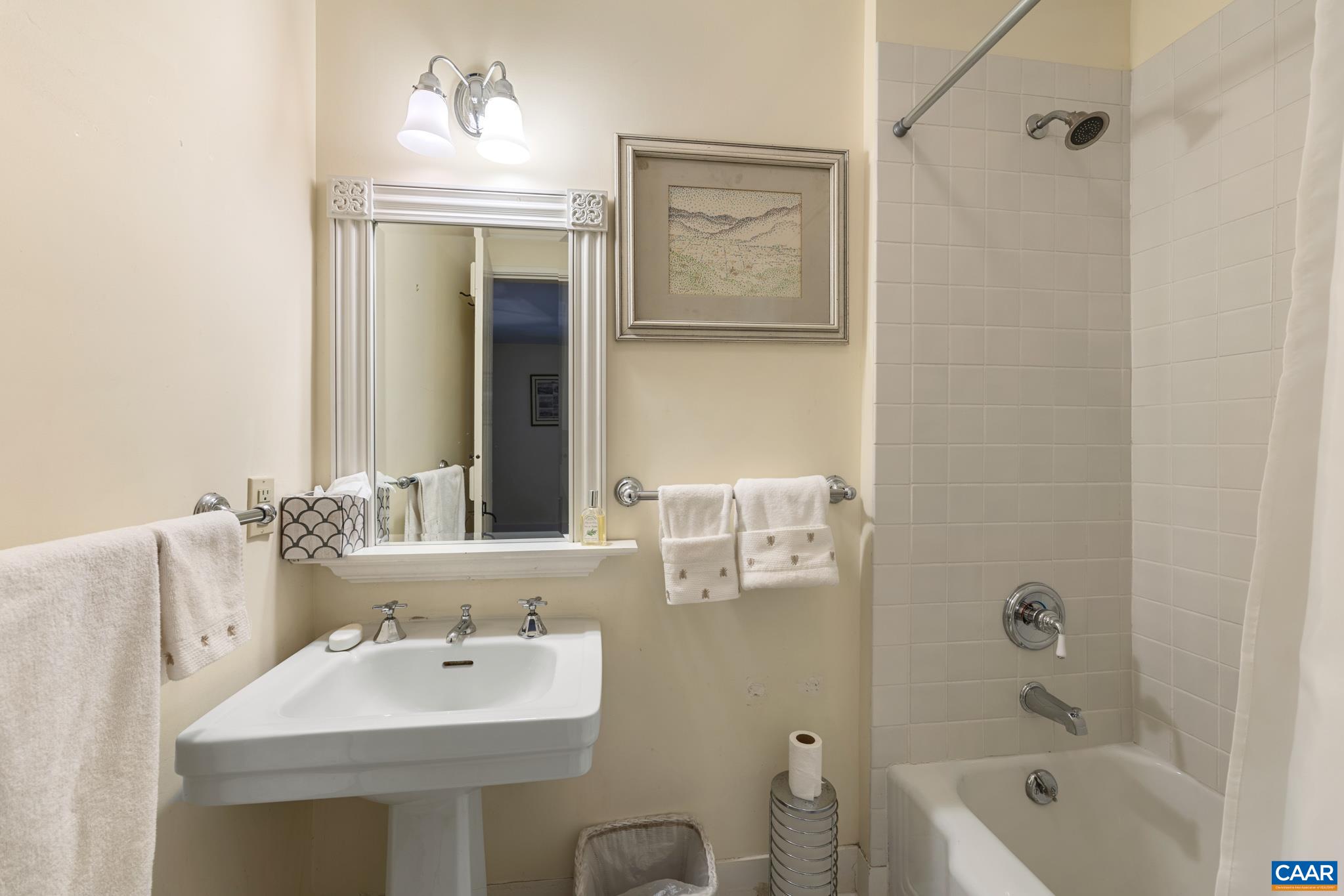 10127 Little Skyline Dr