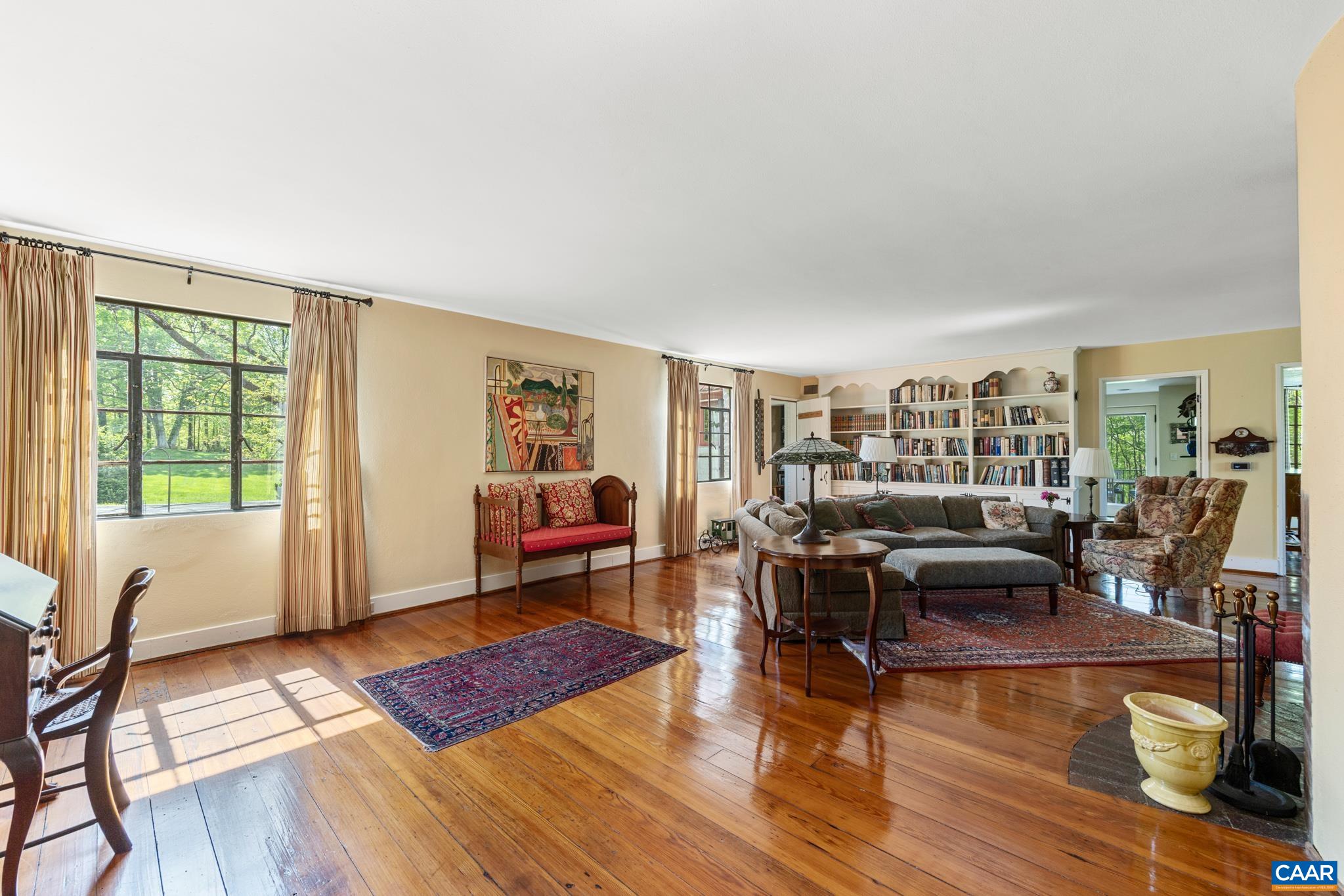 10127 Little Skyline Dr