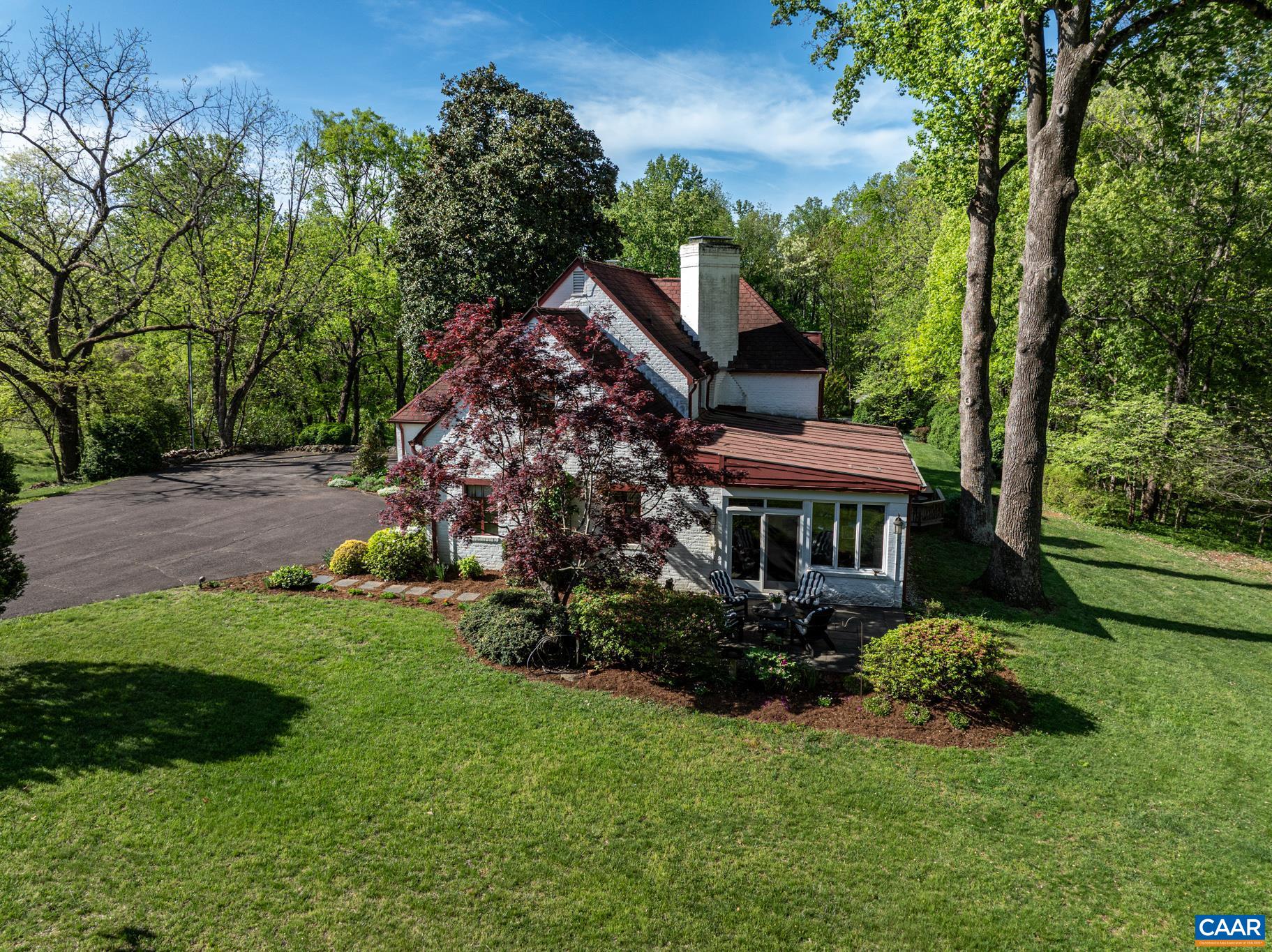 10127 Little Skyline Dr