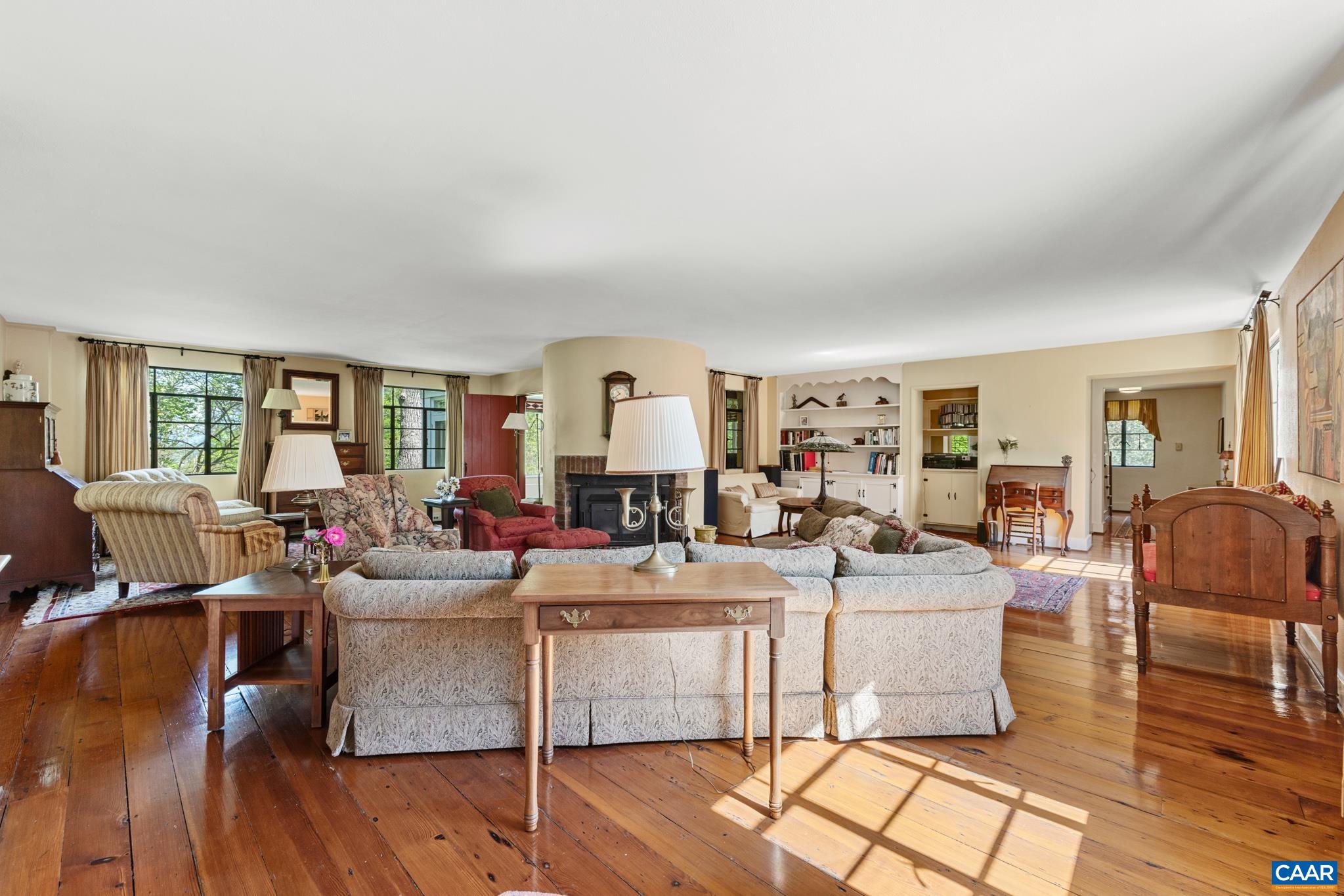 10127 Little Skyline Dr