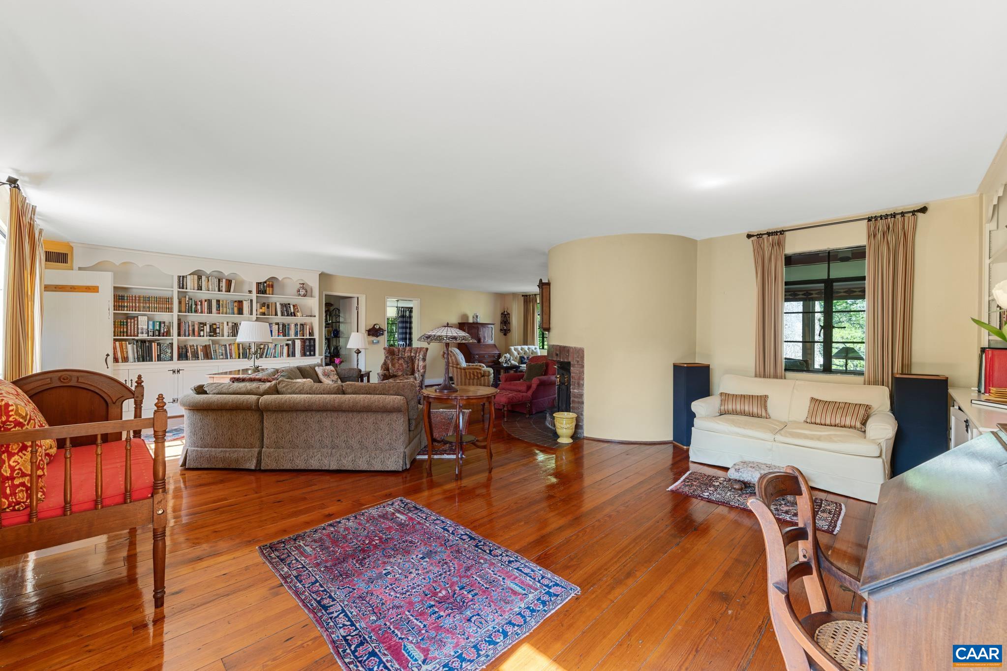 10127 Little Skyline Dr