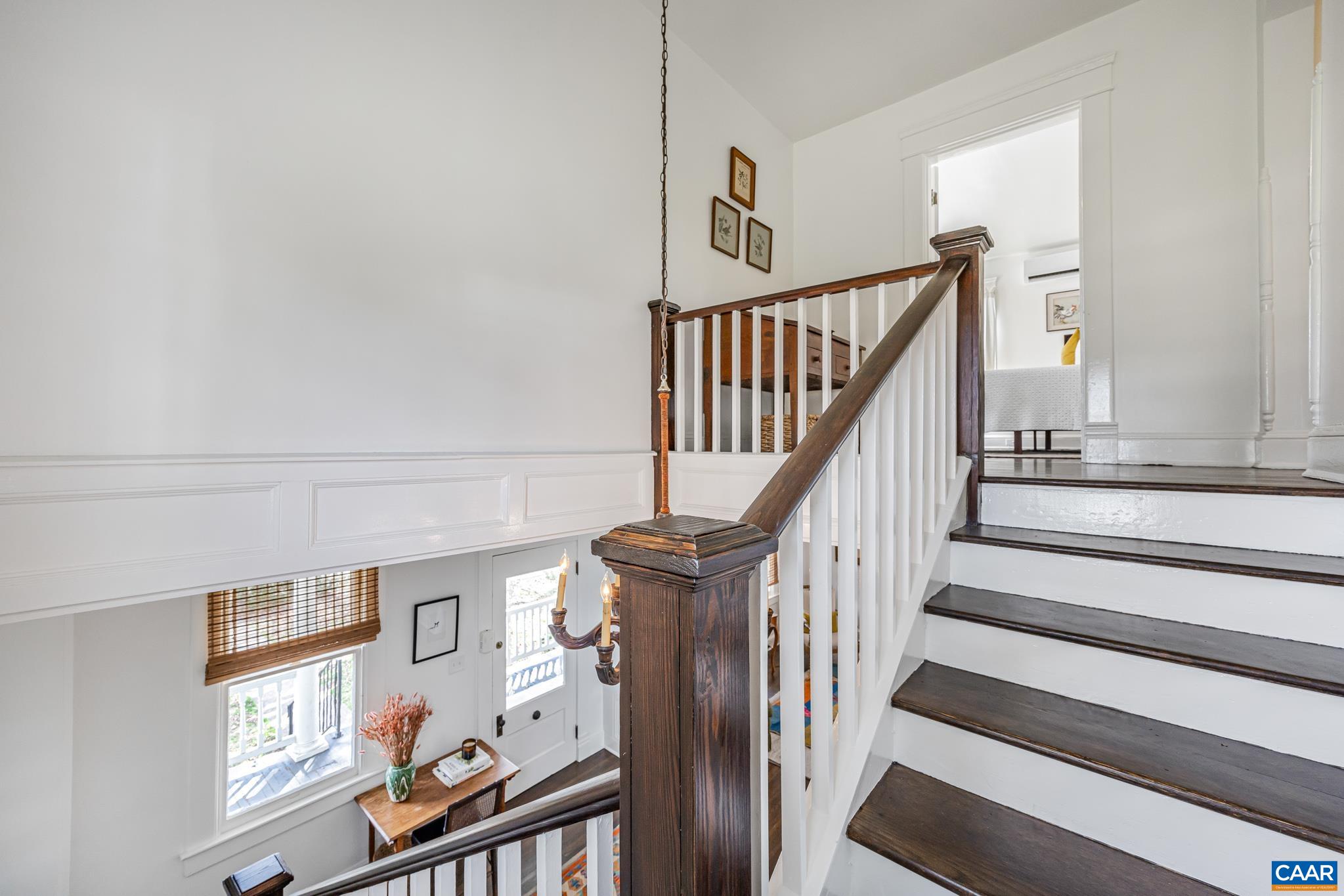 242 Madison Mills Ln